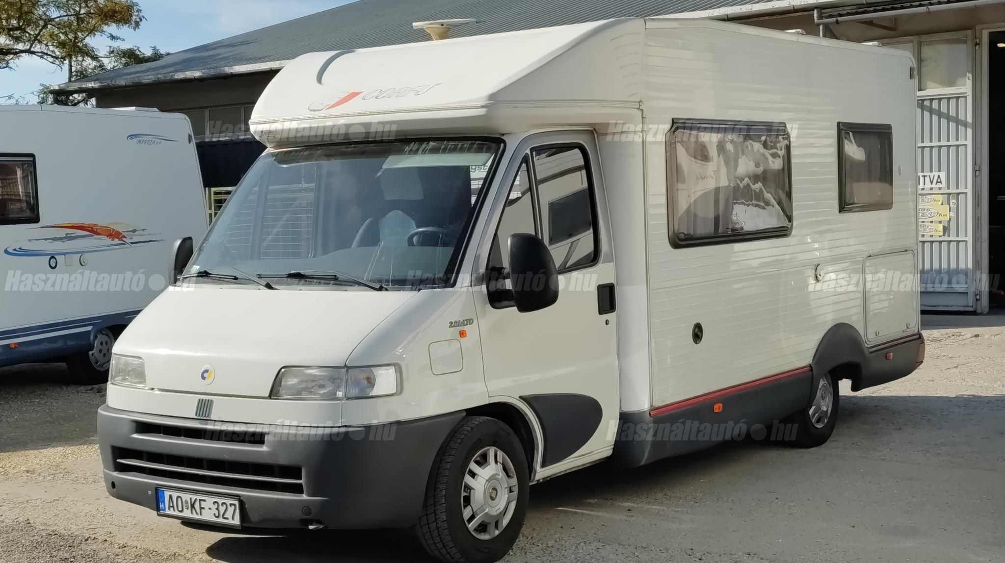 CARAVAN 2000/4 - 1