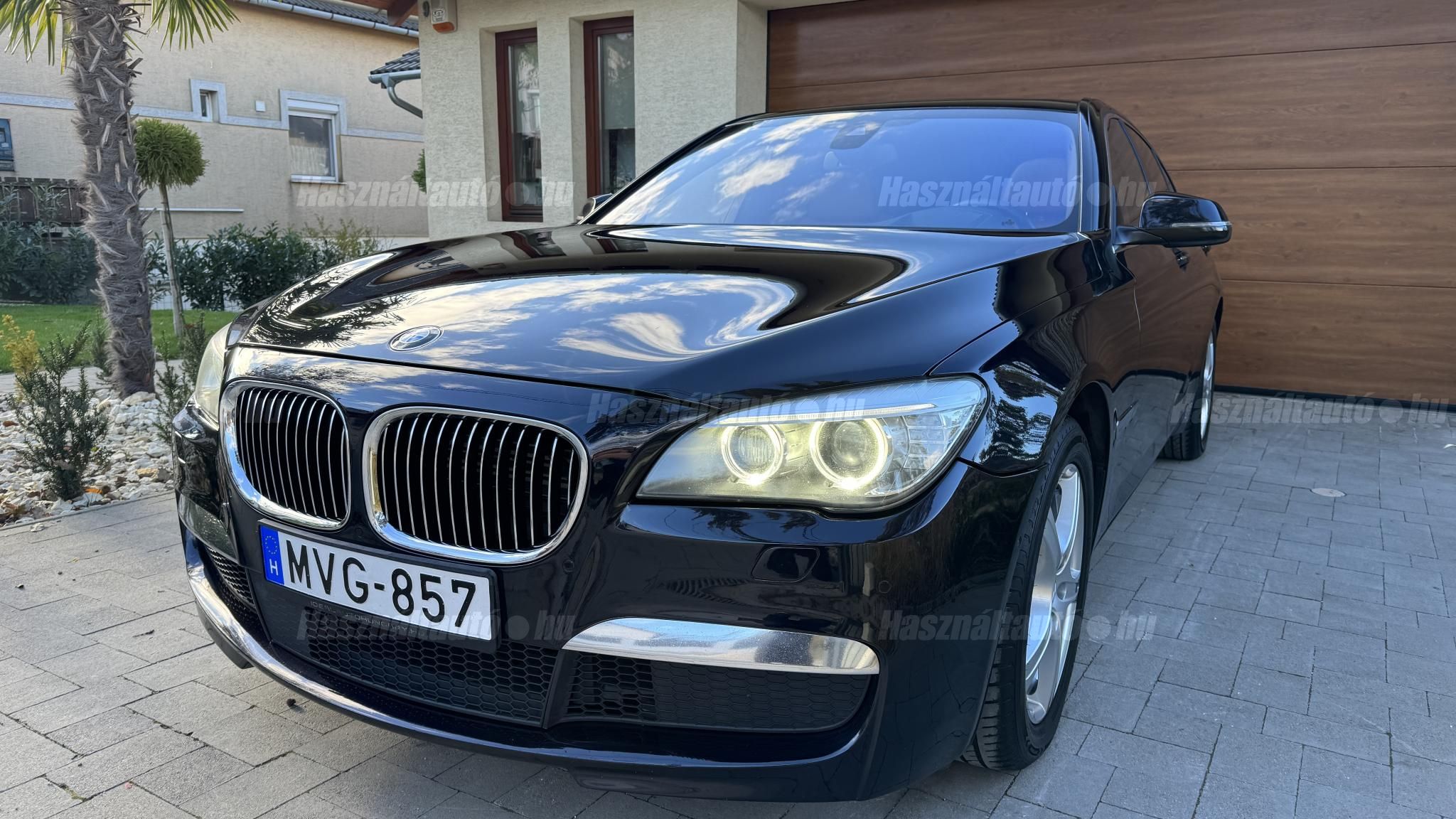 BMW 750 2012/10 - 1