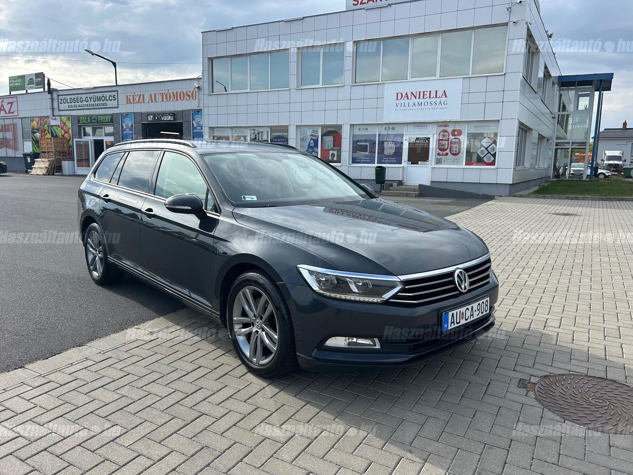 VOLKSWAGEN PASSAT 2015/7 - 1