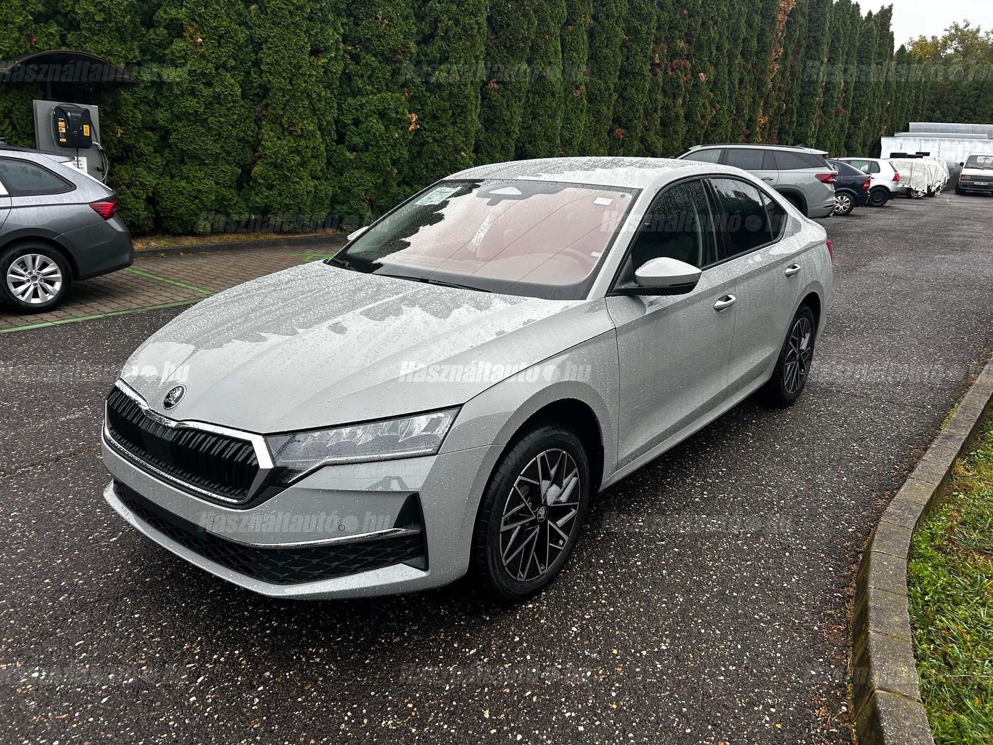 SKODA OCTAVIA 2026/10 - 1