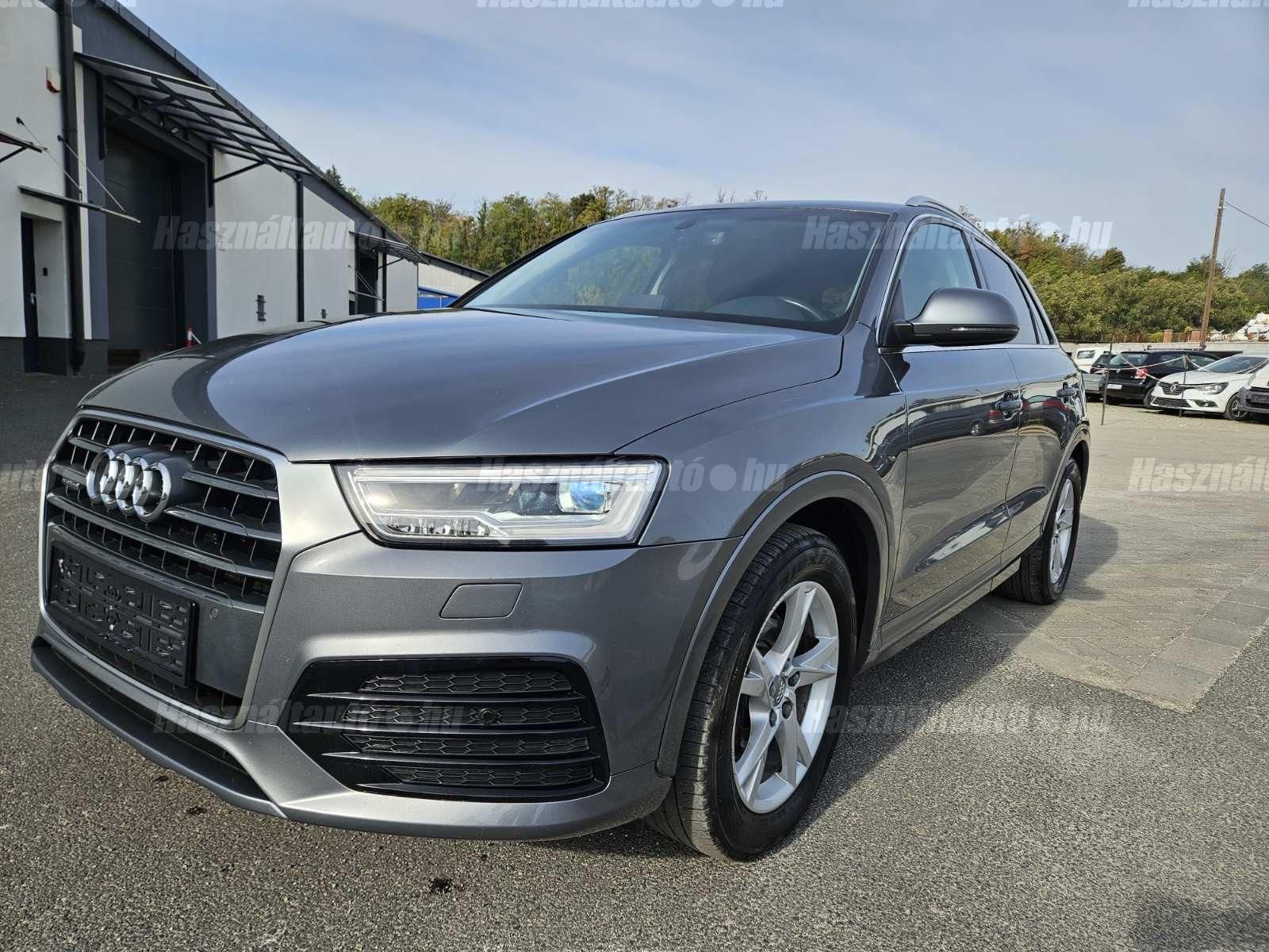 AUDI Q3 2017/12 - 1