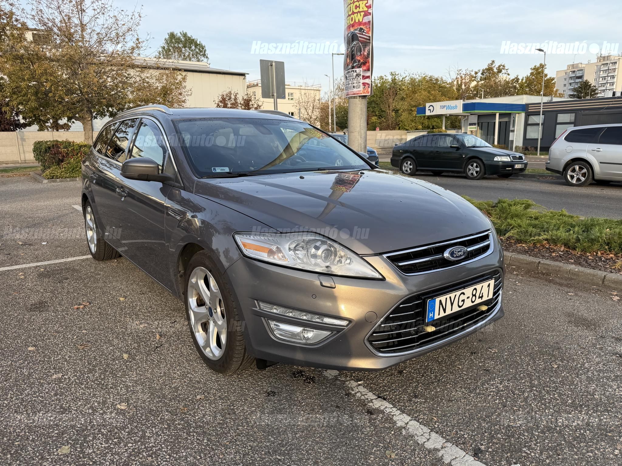 FORD MONDEO 2014/9 - 1