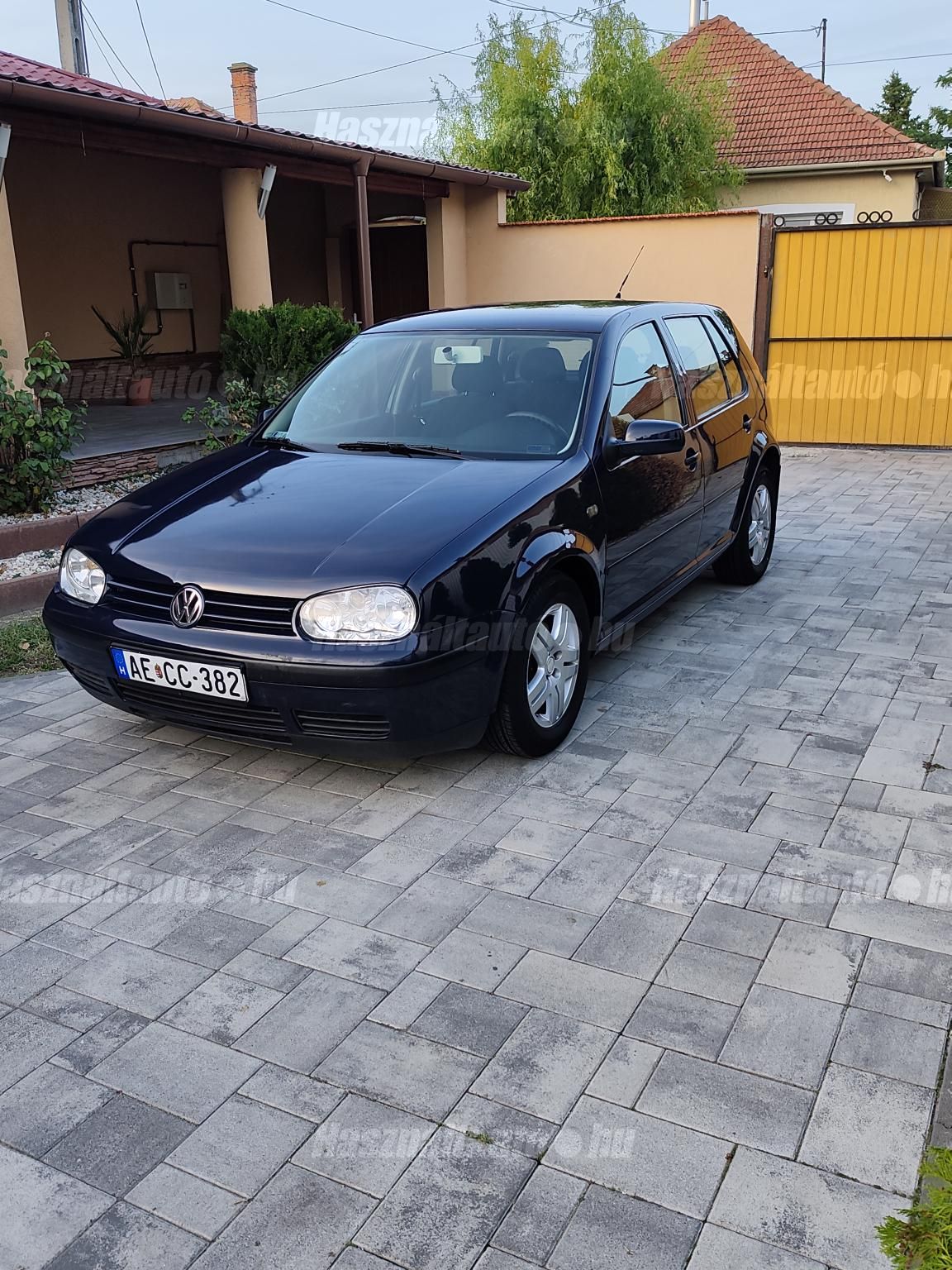 VOLKSWAGEN GOLF IV 2000/11 - 1
