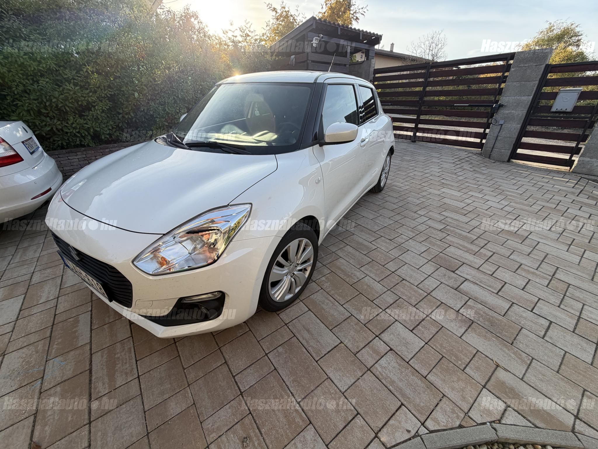 SUZUKI SWIFT 2019 - 1