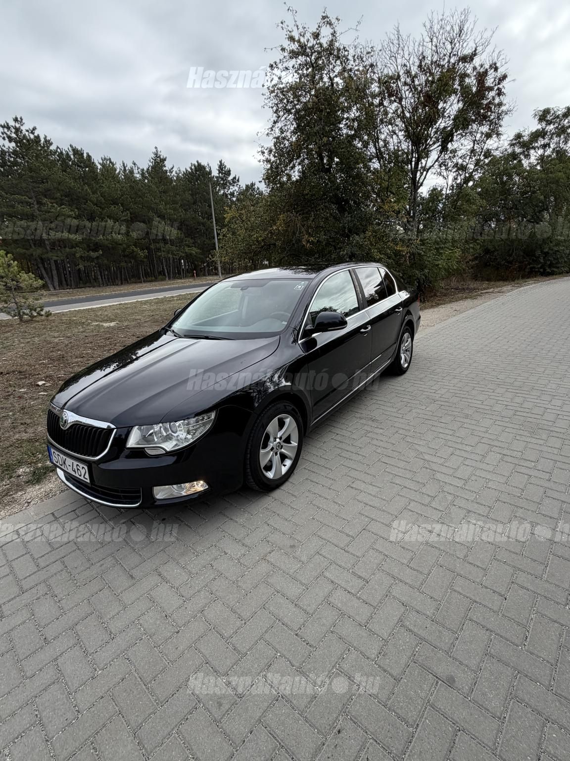 SKODA SUPERB 2011/12 - 1