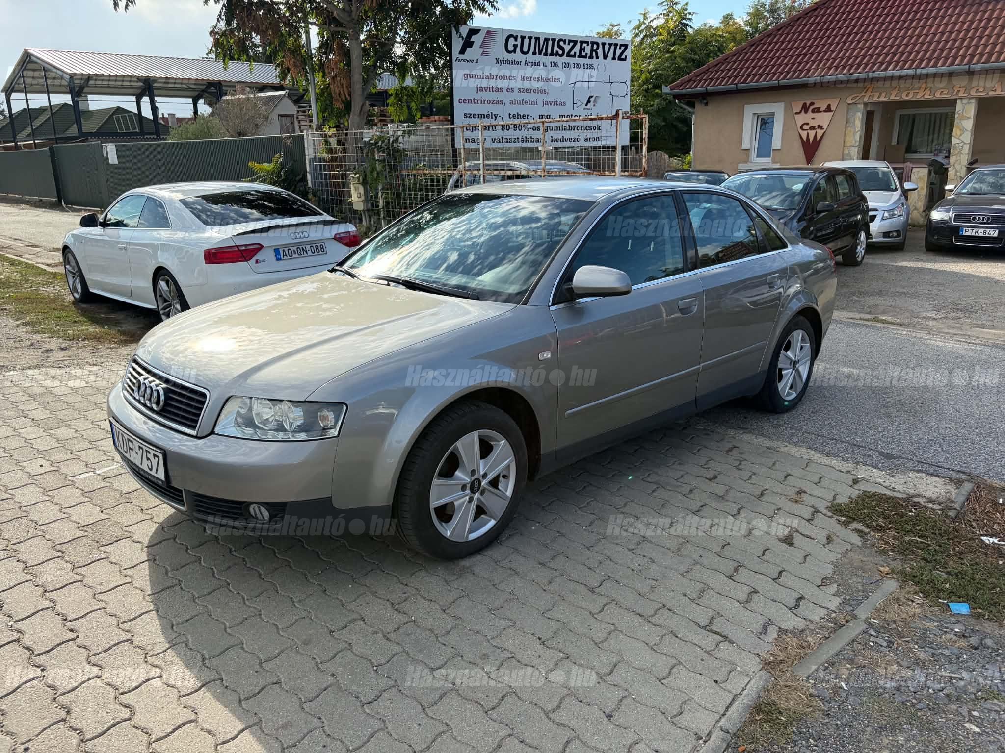 AUDI A4 2004/12 - 1