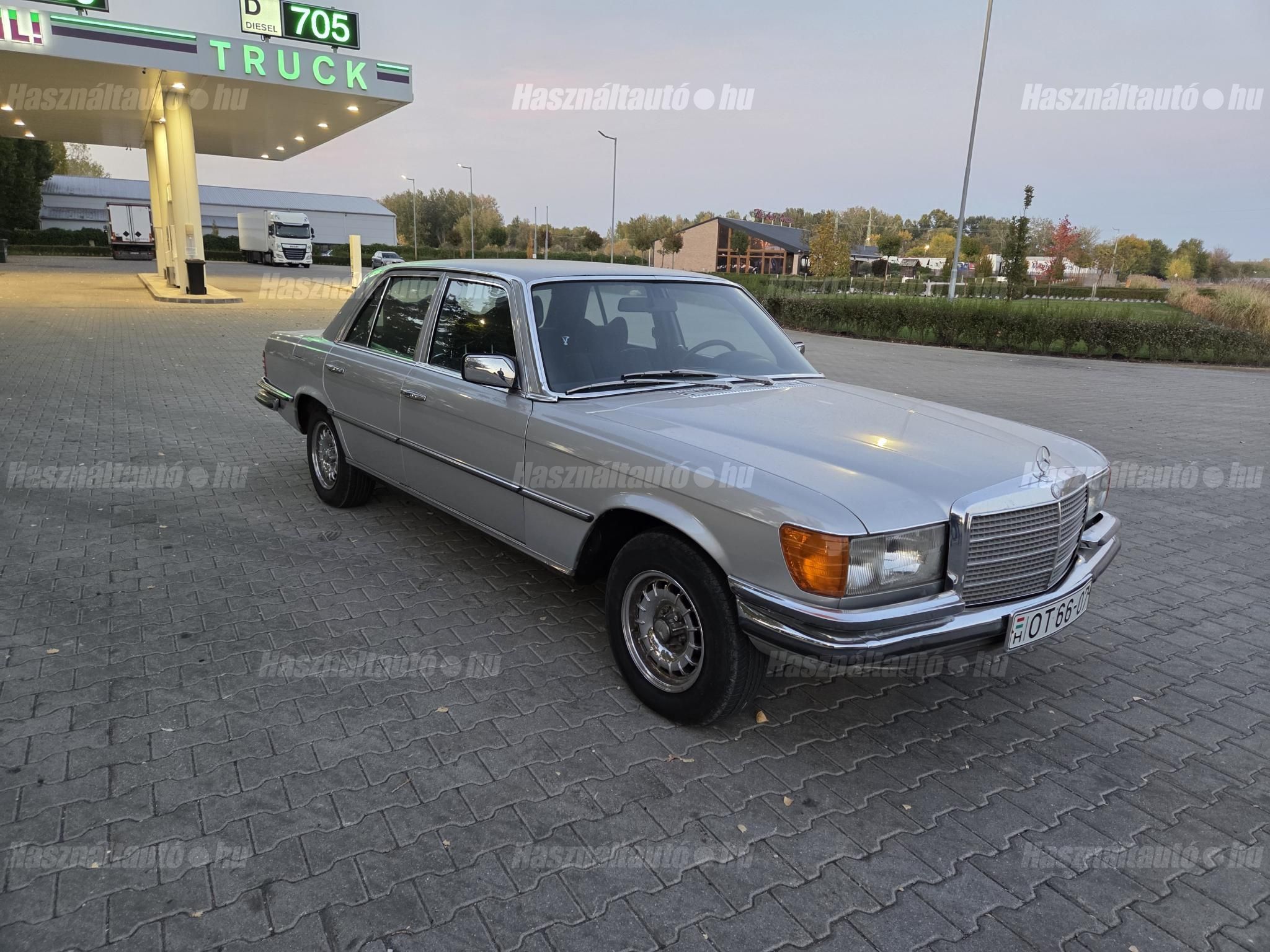 MERCEDES-BENZ W 116 1978/1 - 1