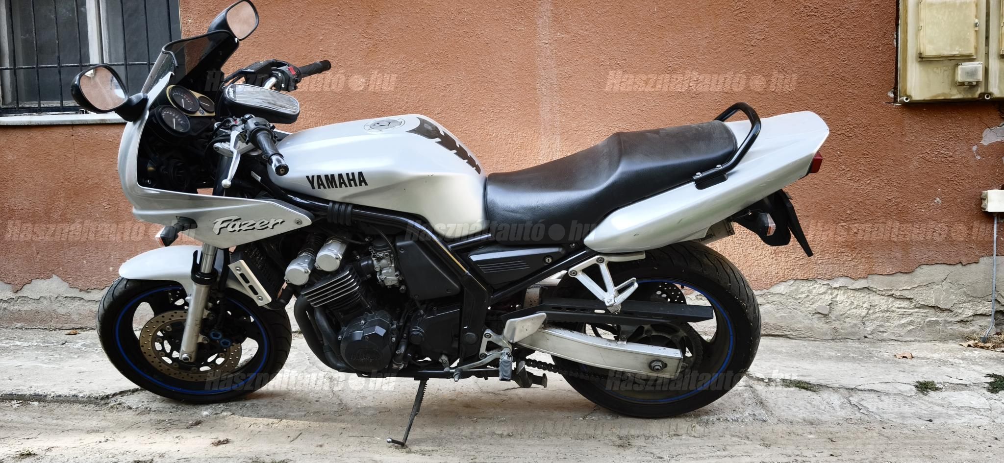 YAMAHA FZS 600 (FAZER) 1999/3 - 1