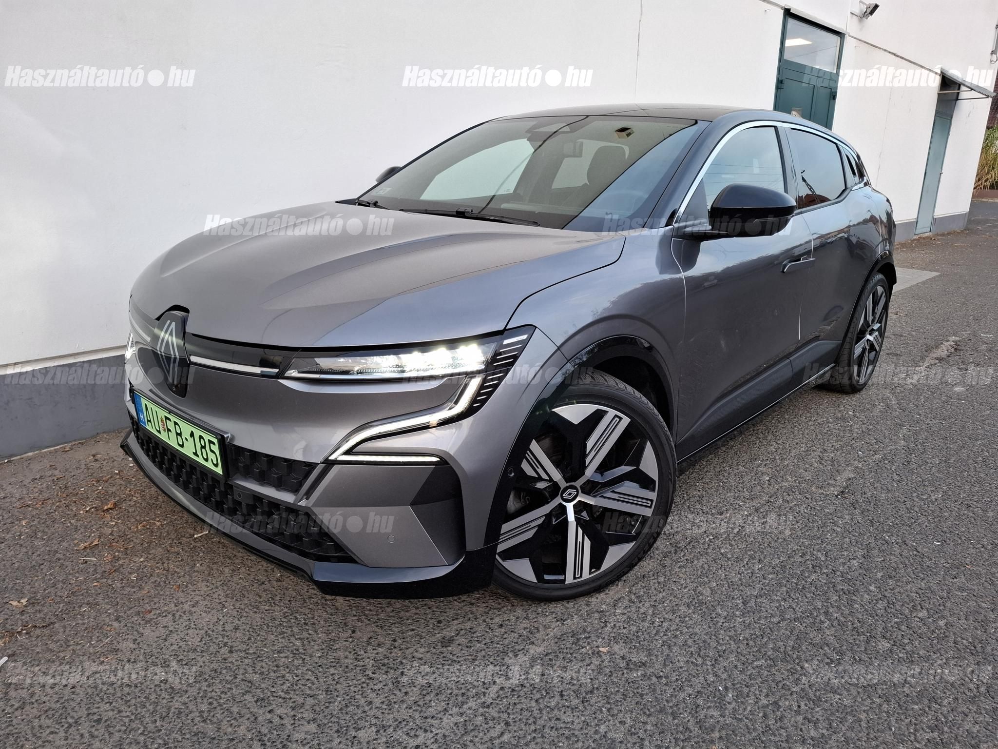 RENAULT MEGANE 2024/6 - 1