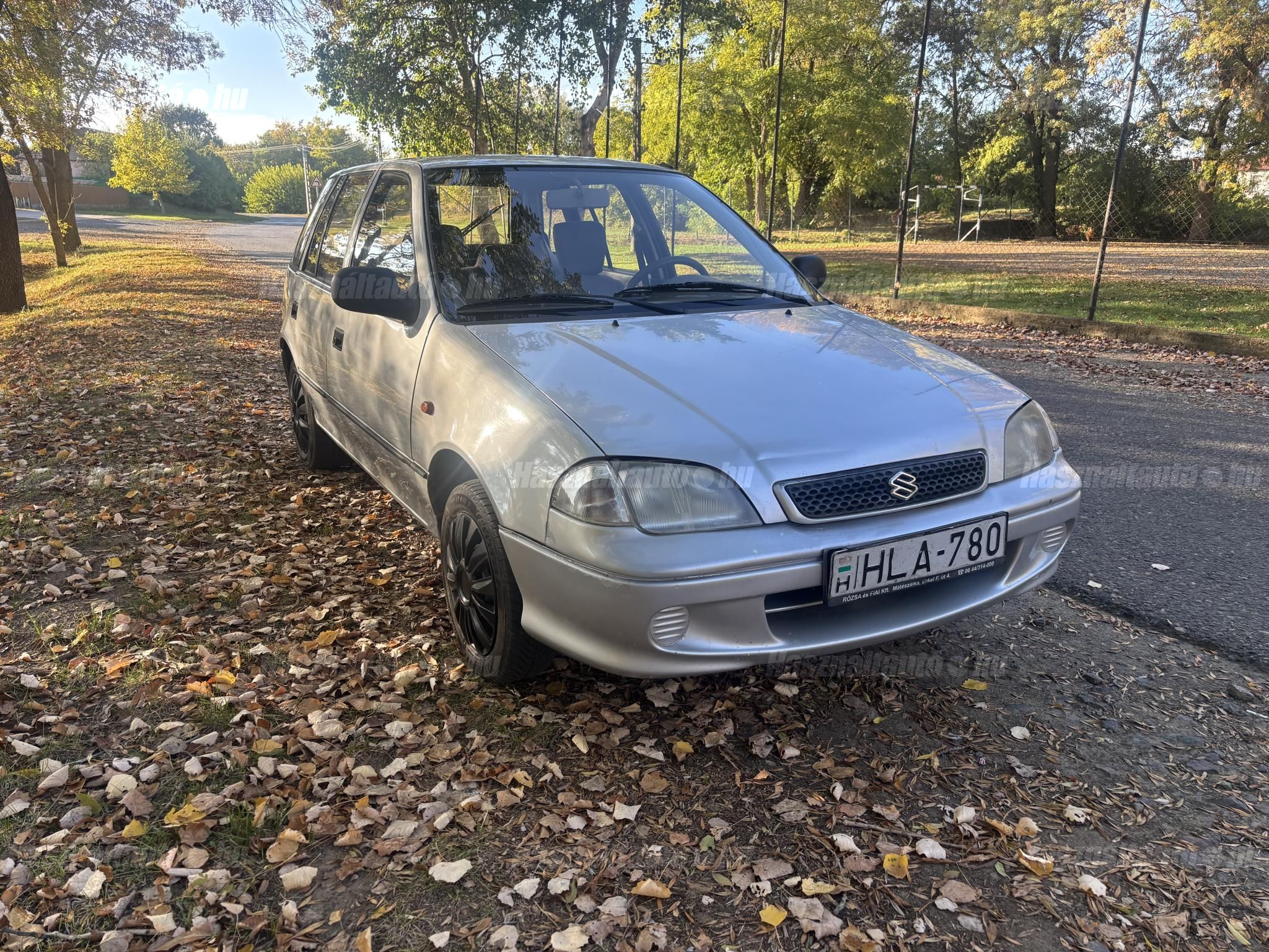 SUZUKI SWIFT 2000/5 - 1