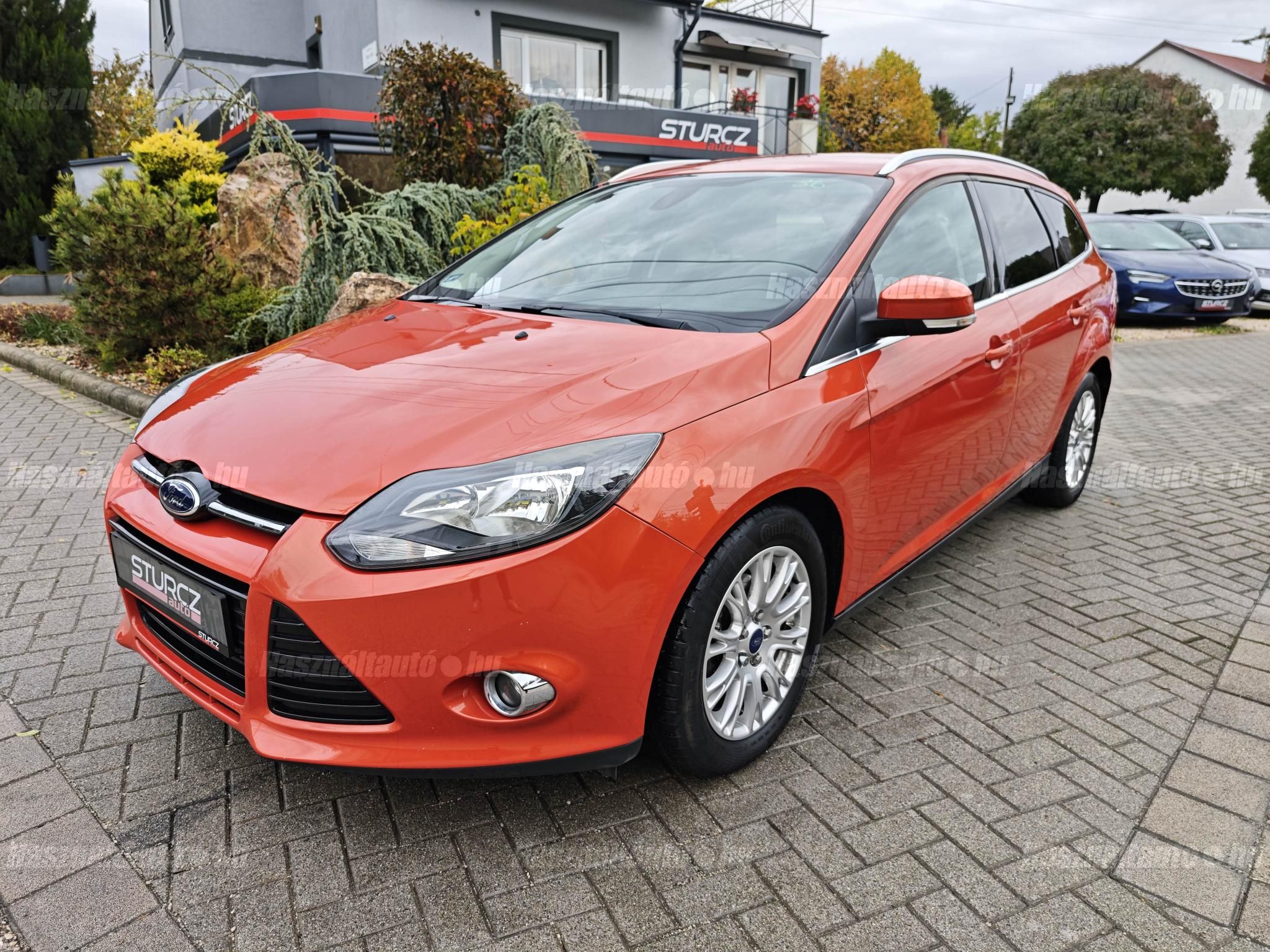 FORD FOCUS 2011/10 - 1