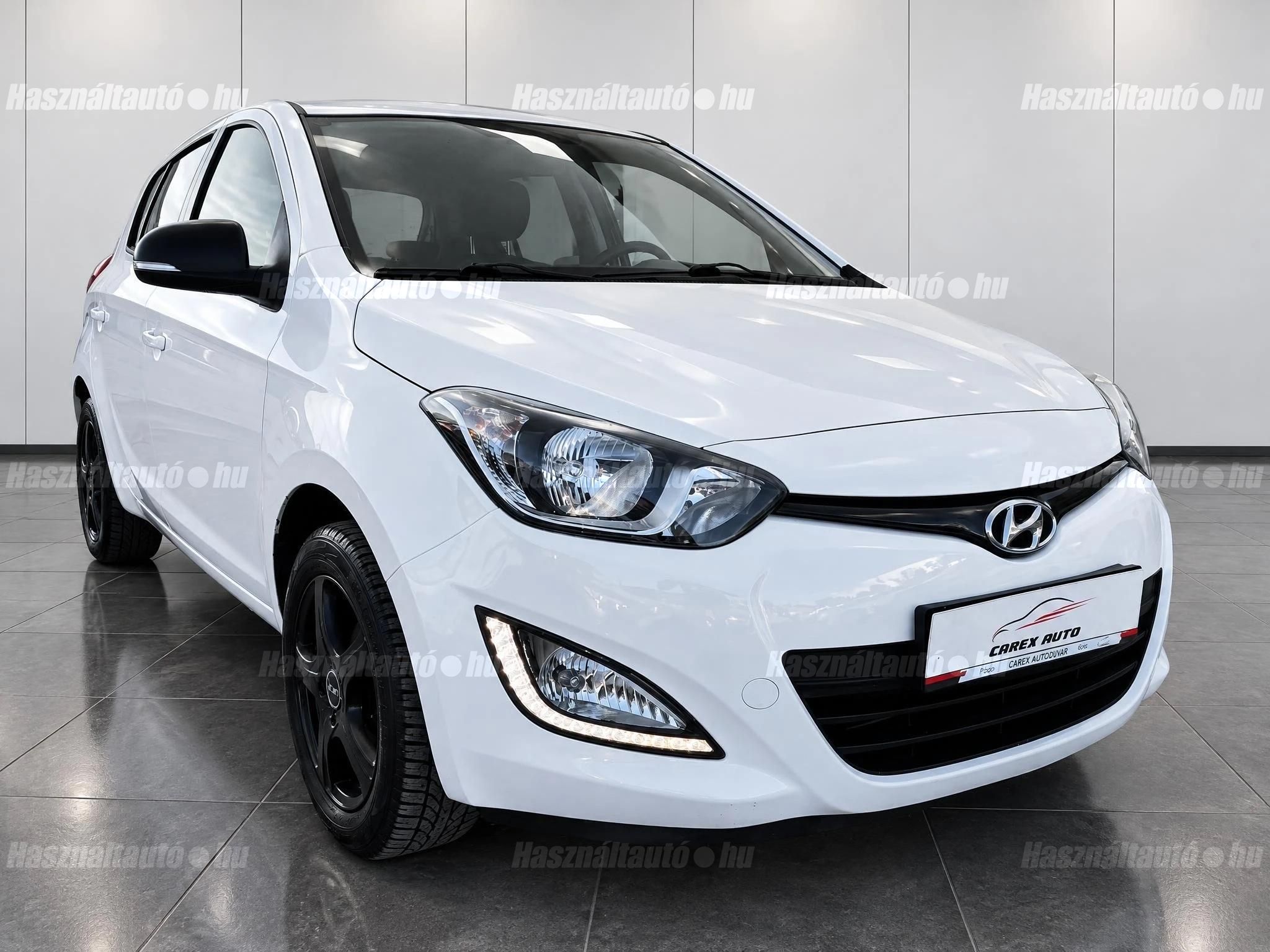 HYUNDAI I20 2014/11 - 1