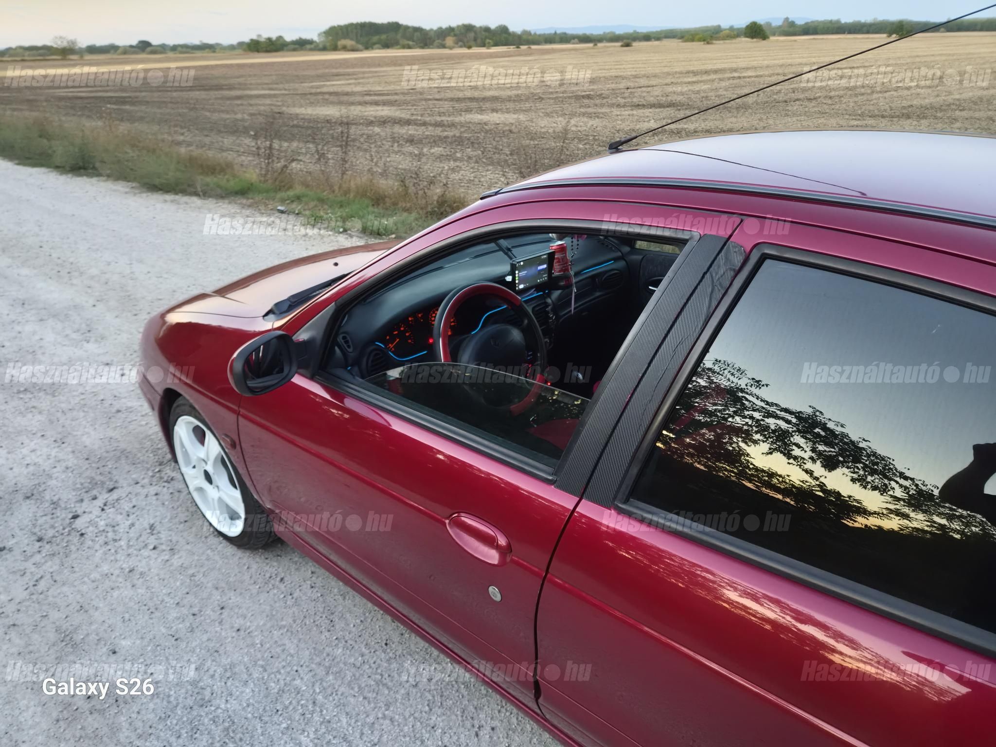 RENAULT MEGANE 2002/2 - 1