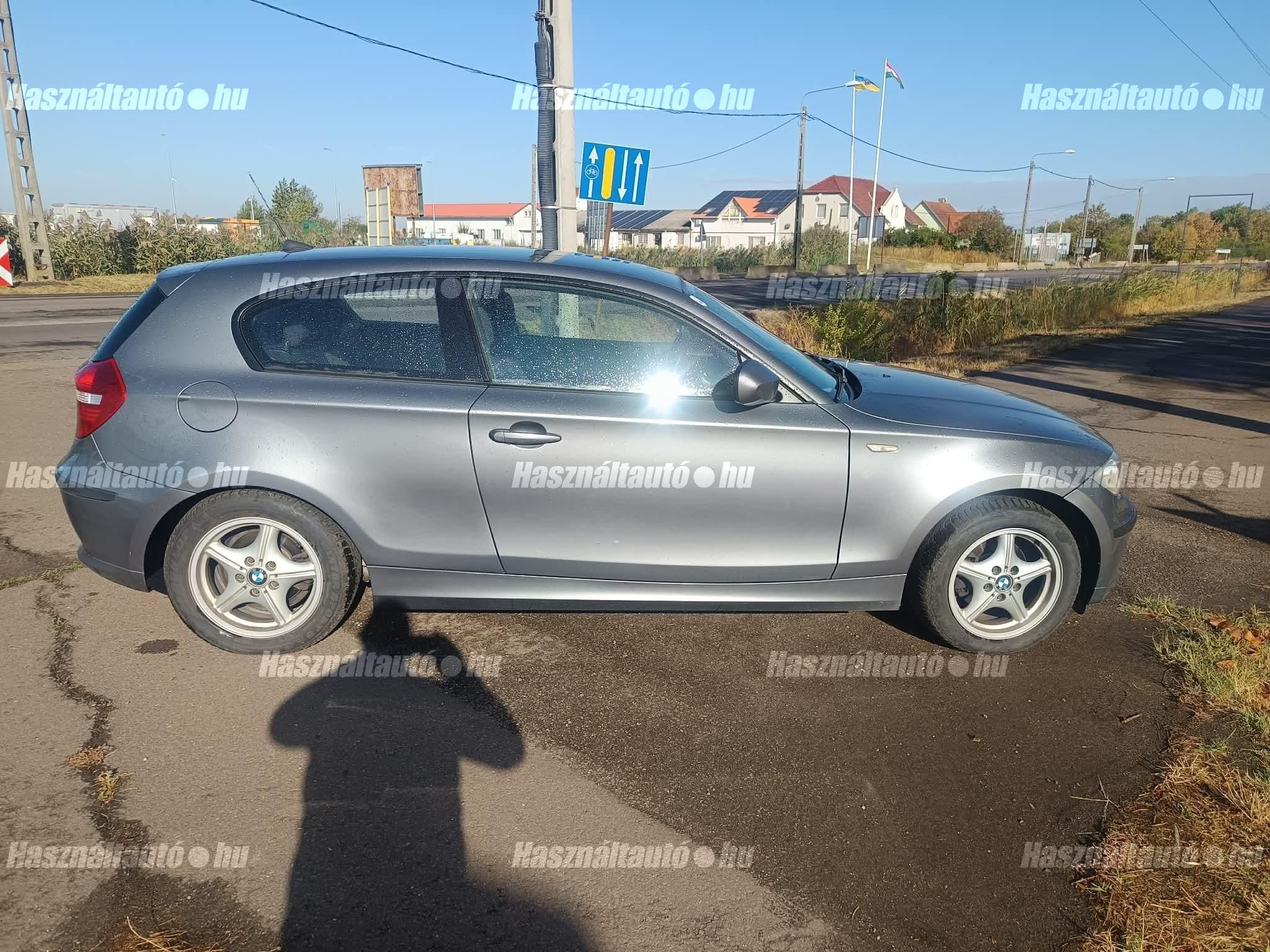 BMW 1-ES SOROZAT 2010/10 - 1