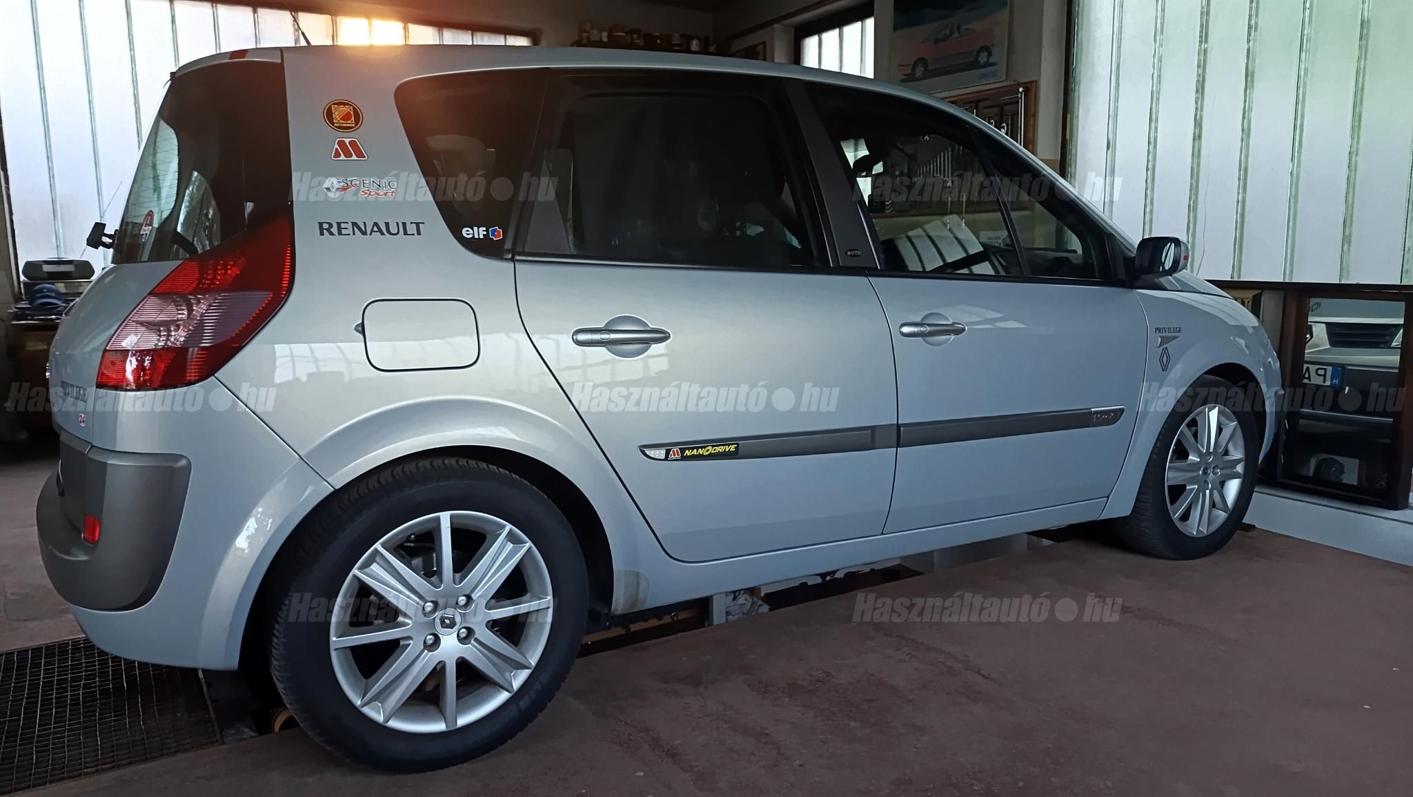 RENAULT SCENIC 2004/3 - 1
