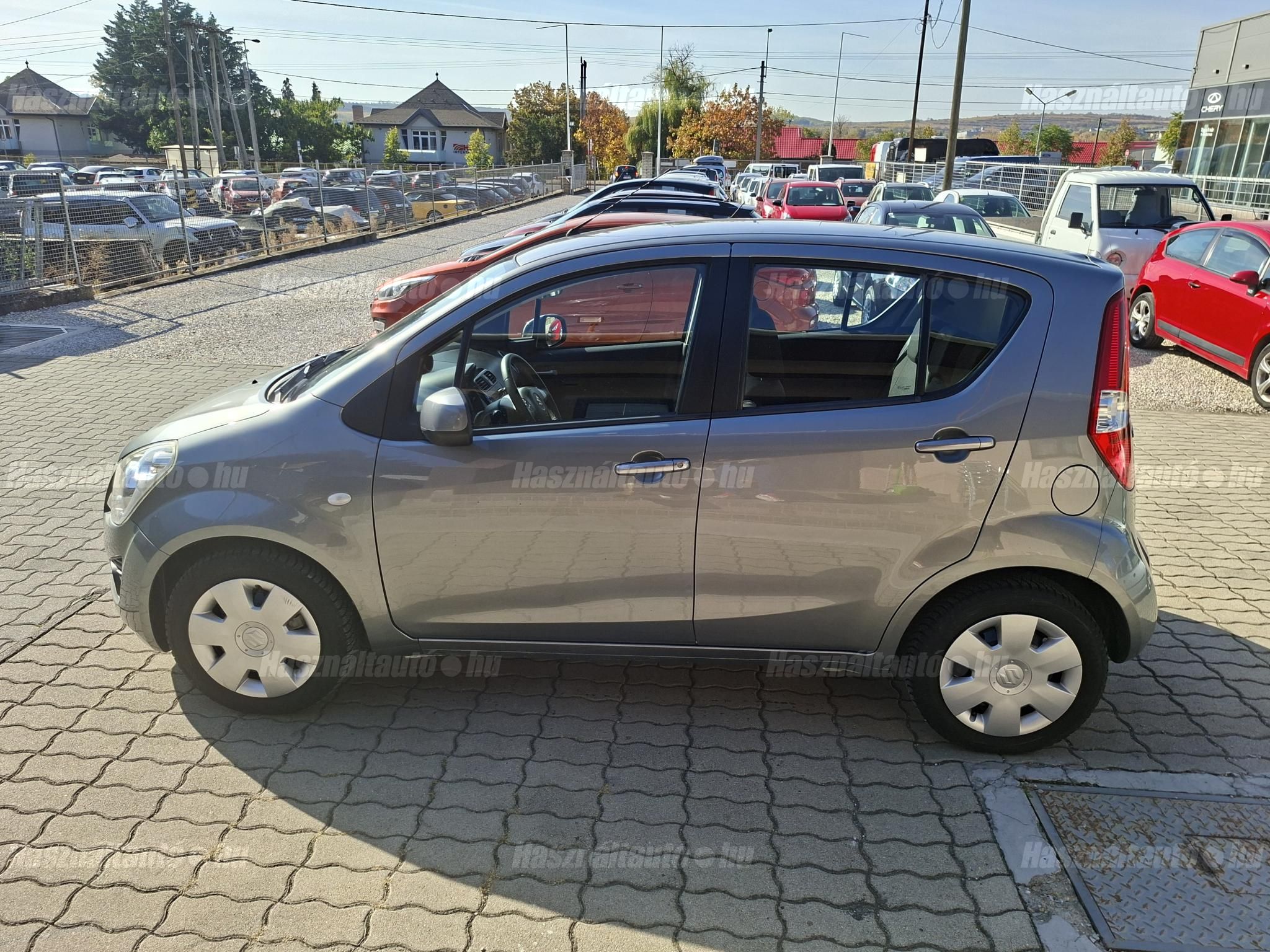 SUZUKI SPLASH 2013/5 - 1