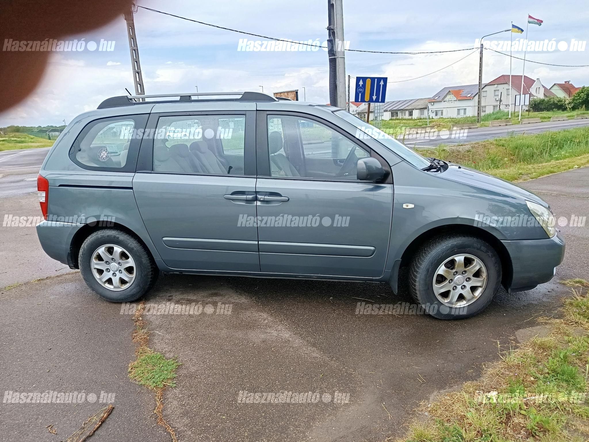 KIA CARNIVAL 2009/11 - 1