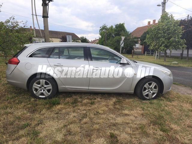 OPEL INSIGNIA 2011/10 - 1