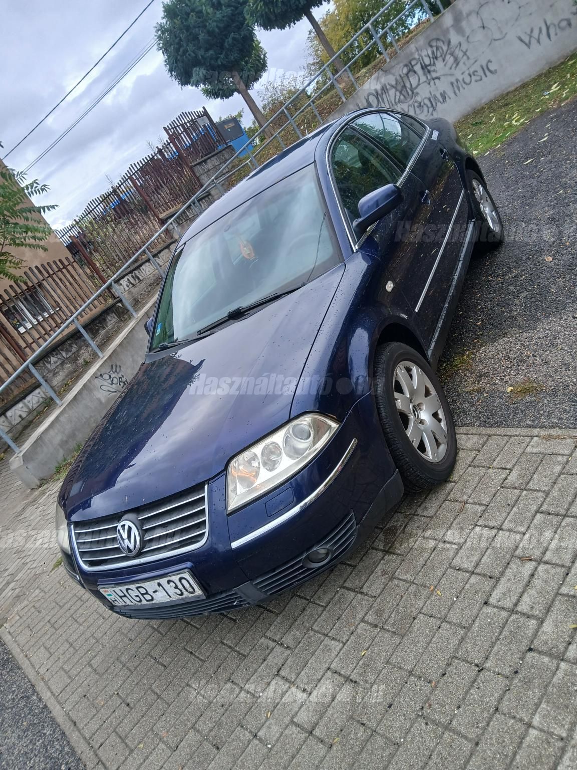 VOLKSWAGEN PASSAT 2001 - 1