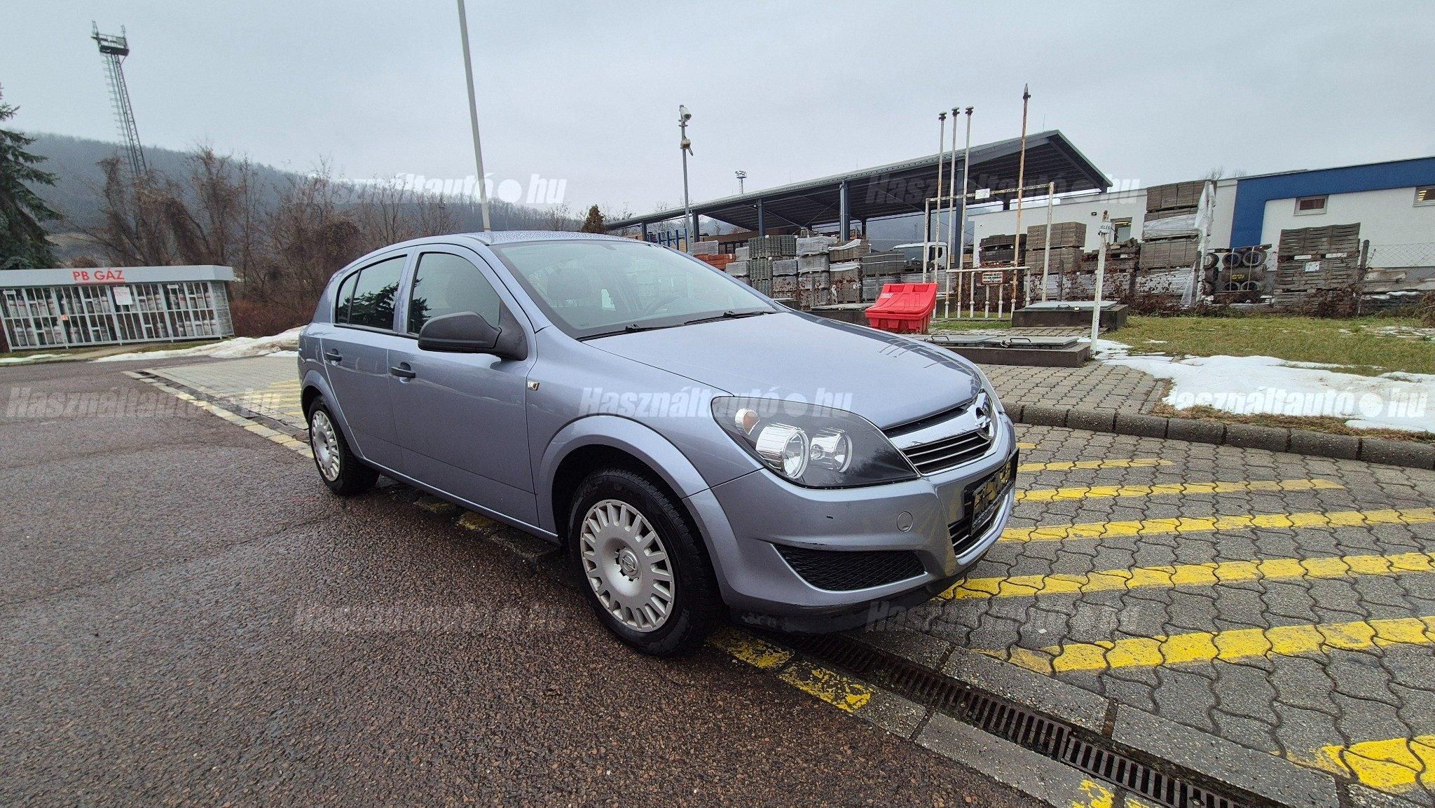 OPEL ASTRA H 2009/12 - 1