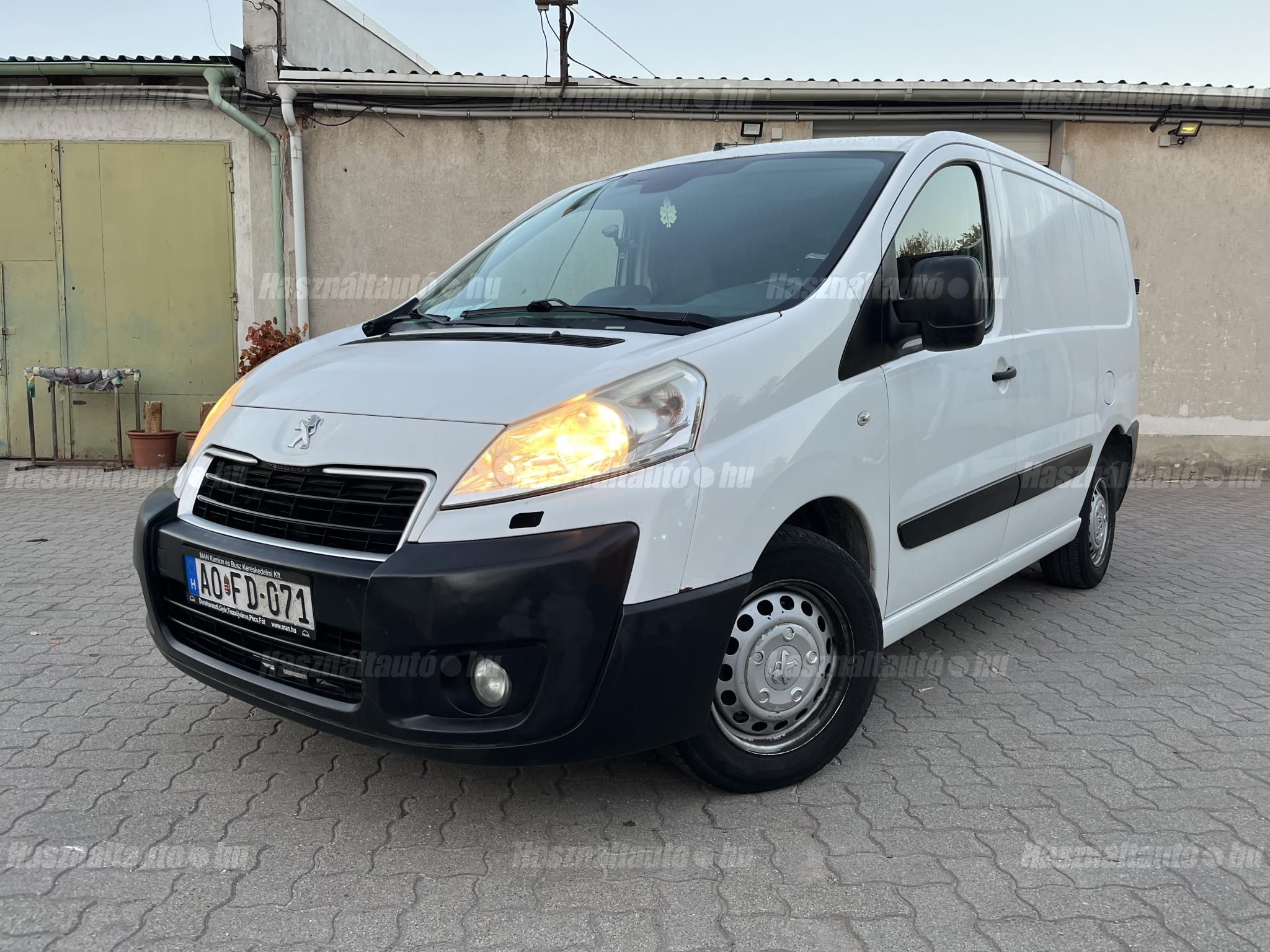 PEUGEOT EXPERT 2014/2 - 1