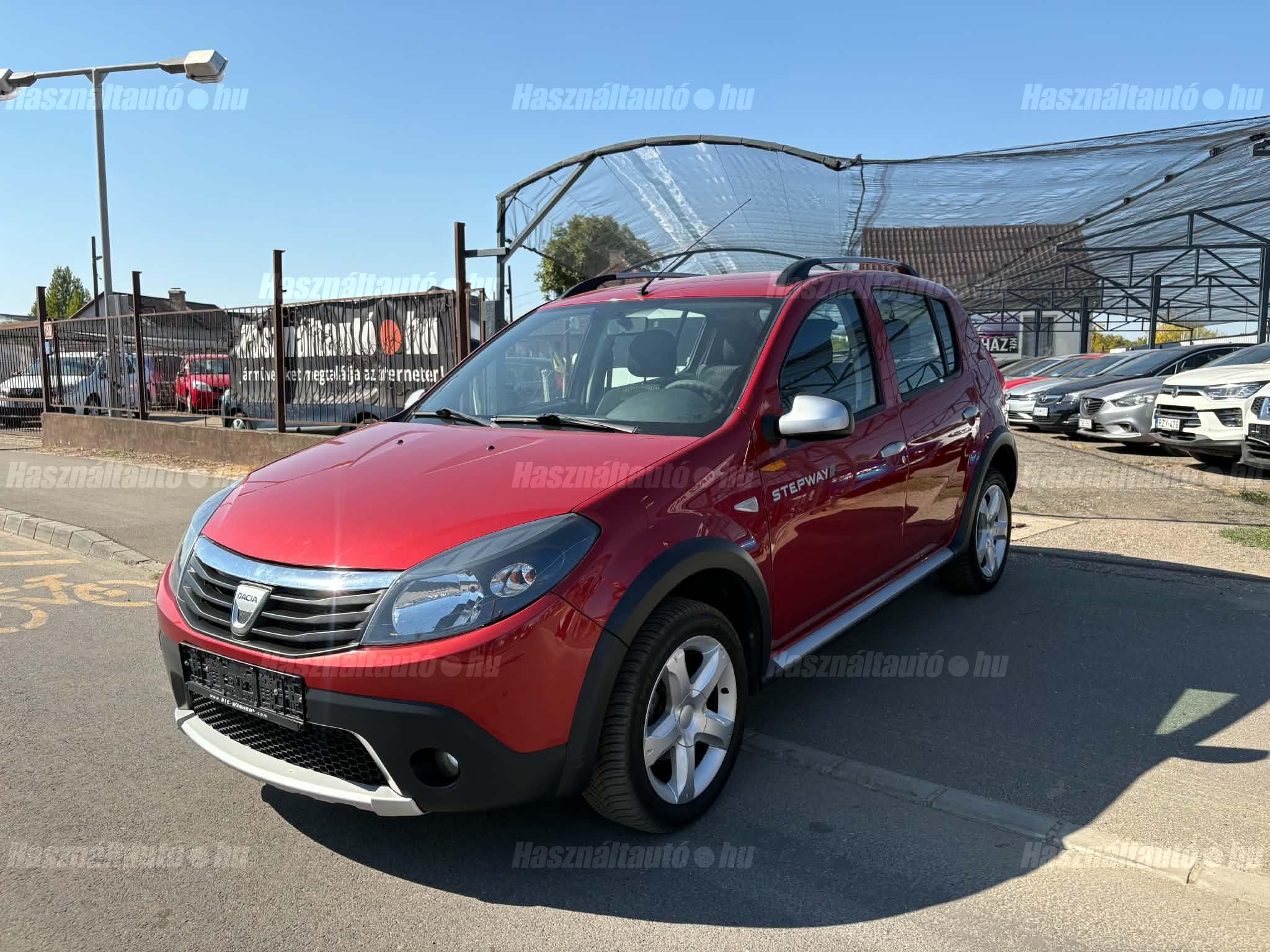 DACIA SANDERO 2010/7 - 1