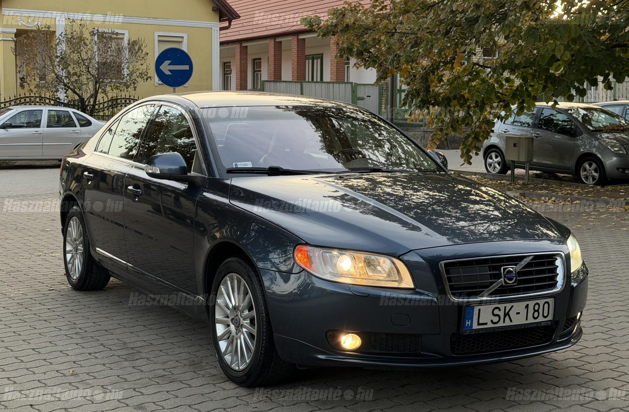 VOLVO S80 2007 - 1