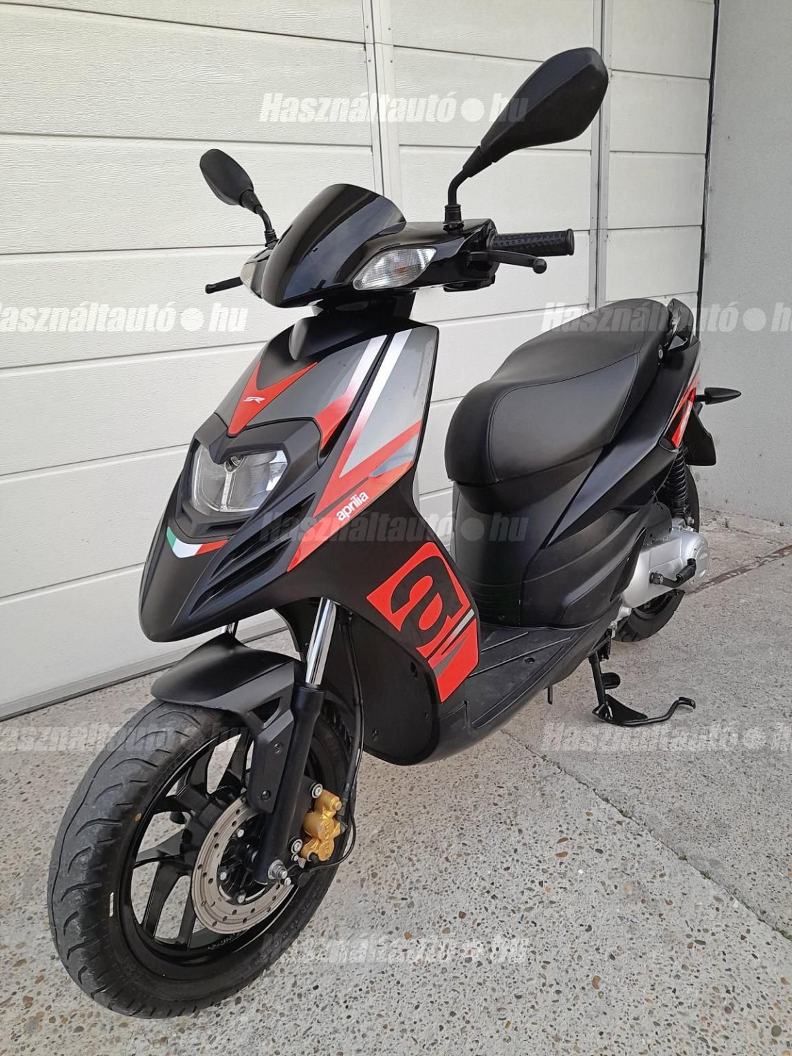 APRILIA SR 50 2020/6 - 1
