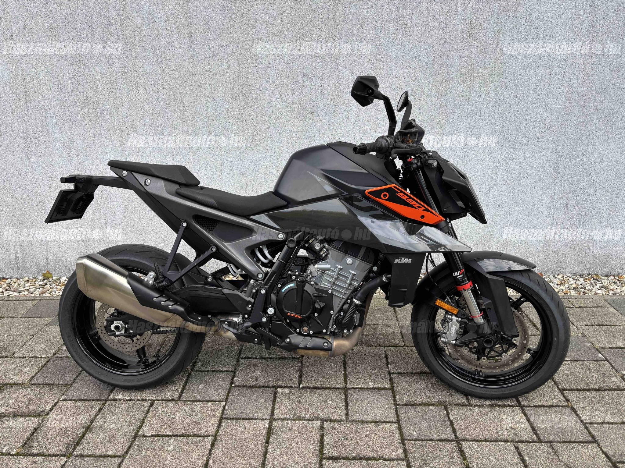 KTM 990 DUKE 2024/5 - 1
