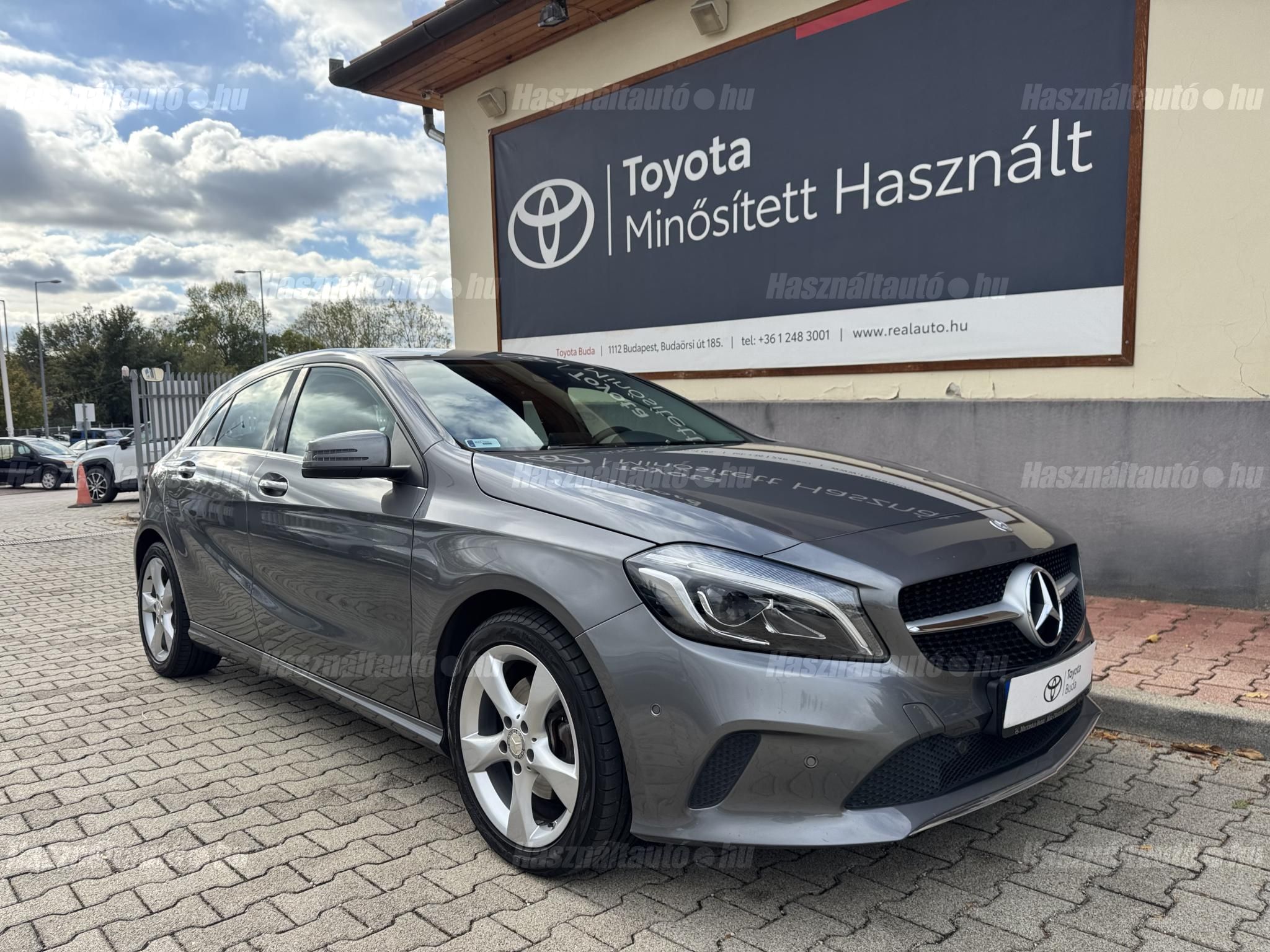 MERCEDES-BENZ A 180 2016/11 - 1
