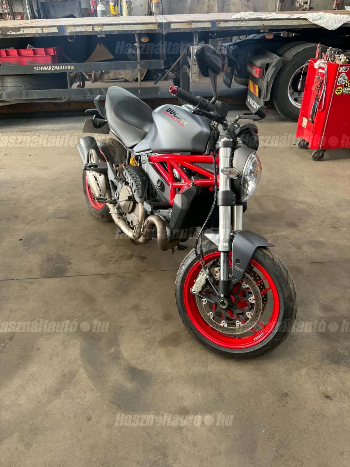 DUCATI MONSTER 821 2015/9 - 1