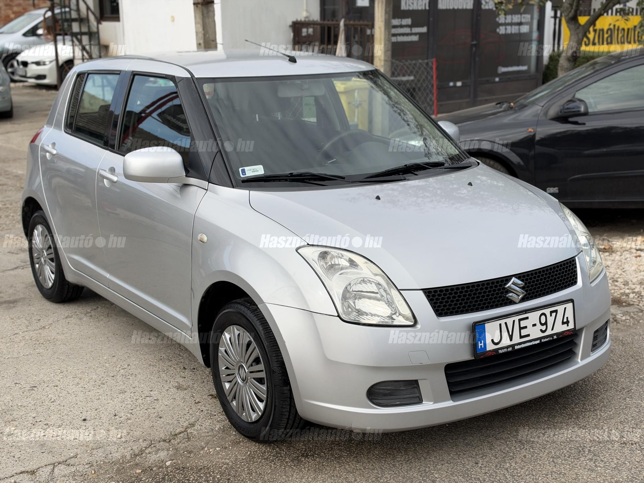 SUZUKI SWIFT 2005/6 - 1