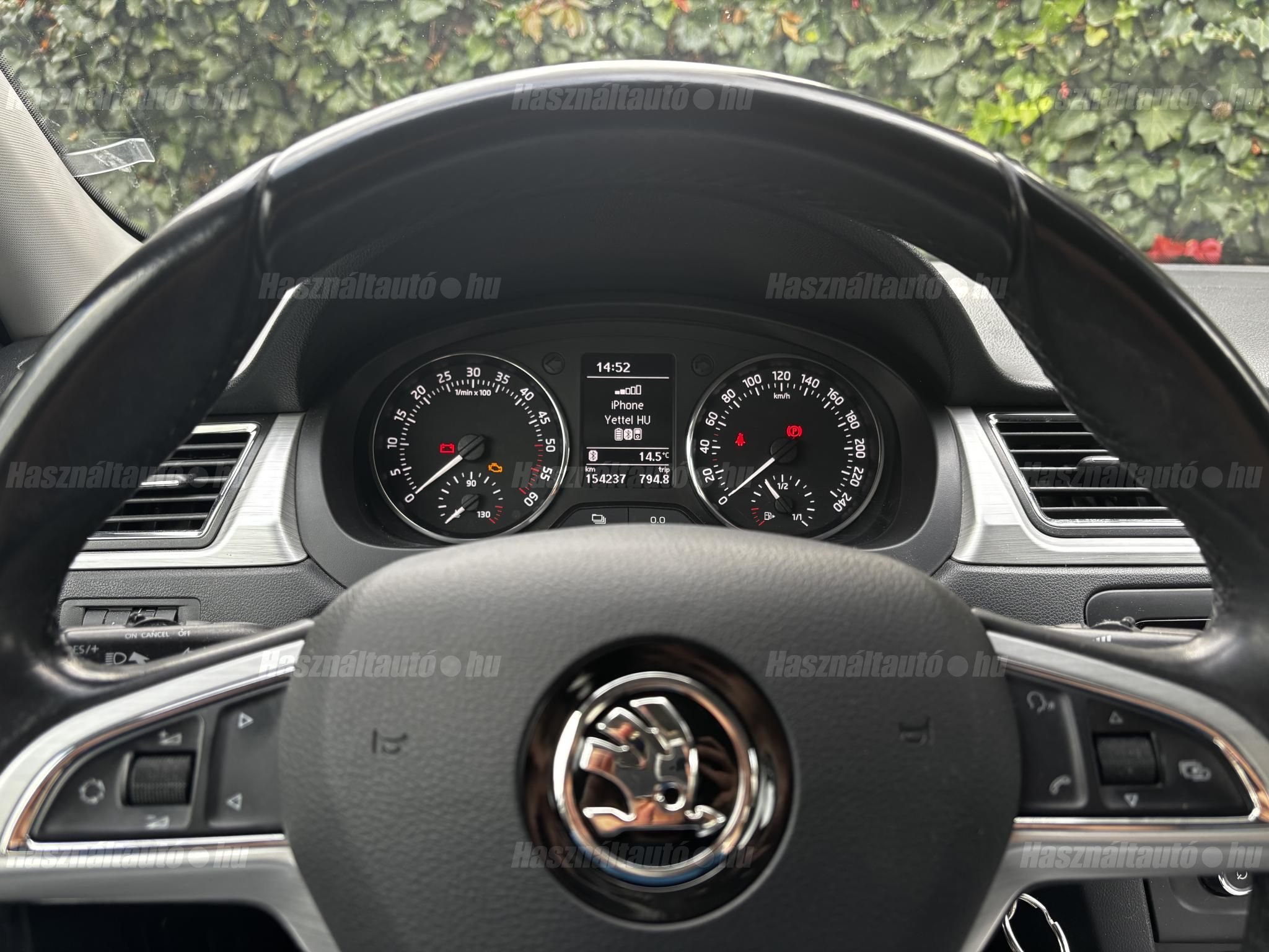 SKODA RAPID 2015/5 - 1