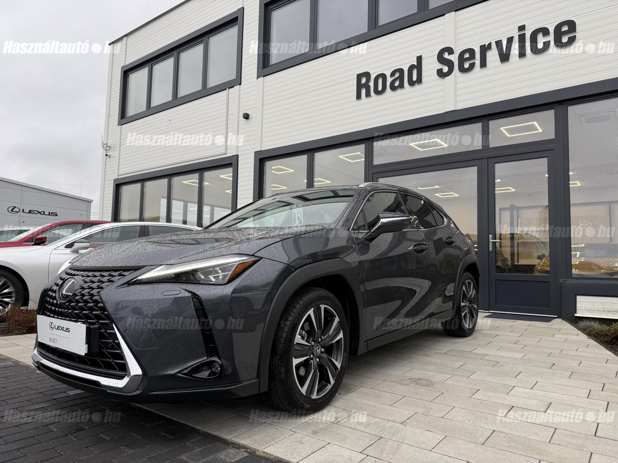 LEXUS UX 2024/10 - 1