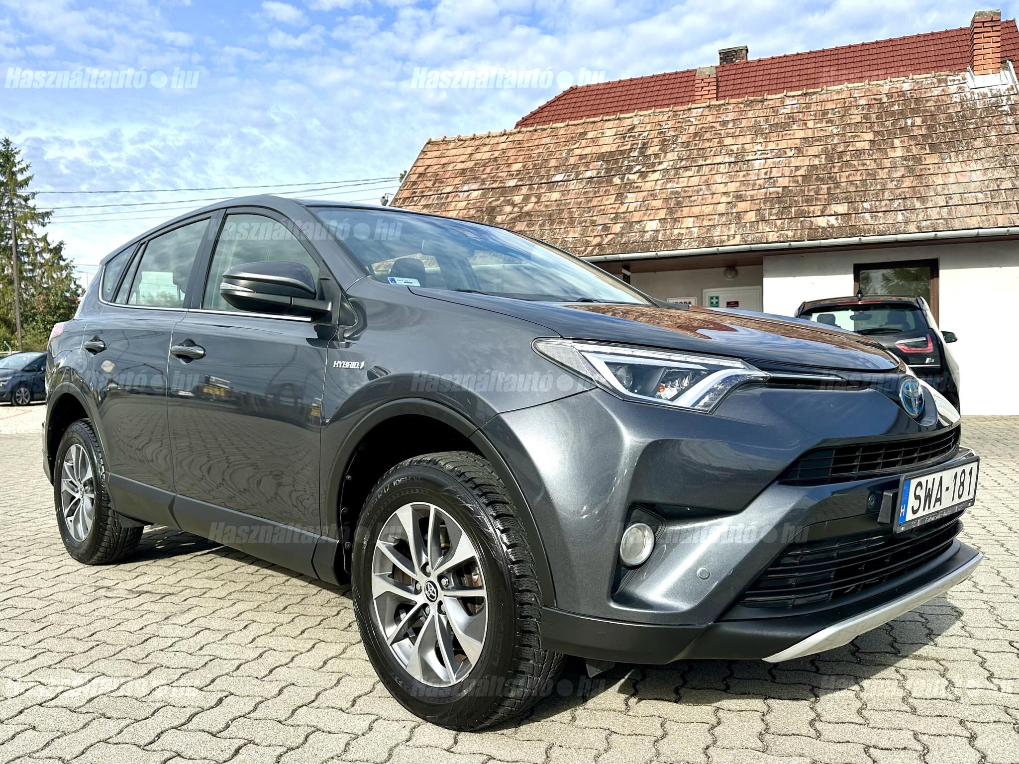 TOYOTA RAV 4 2017/3 - 1