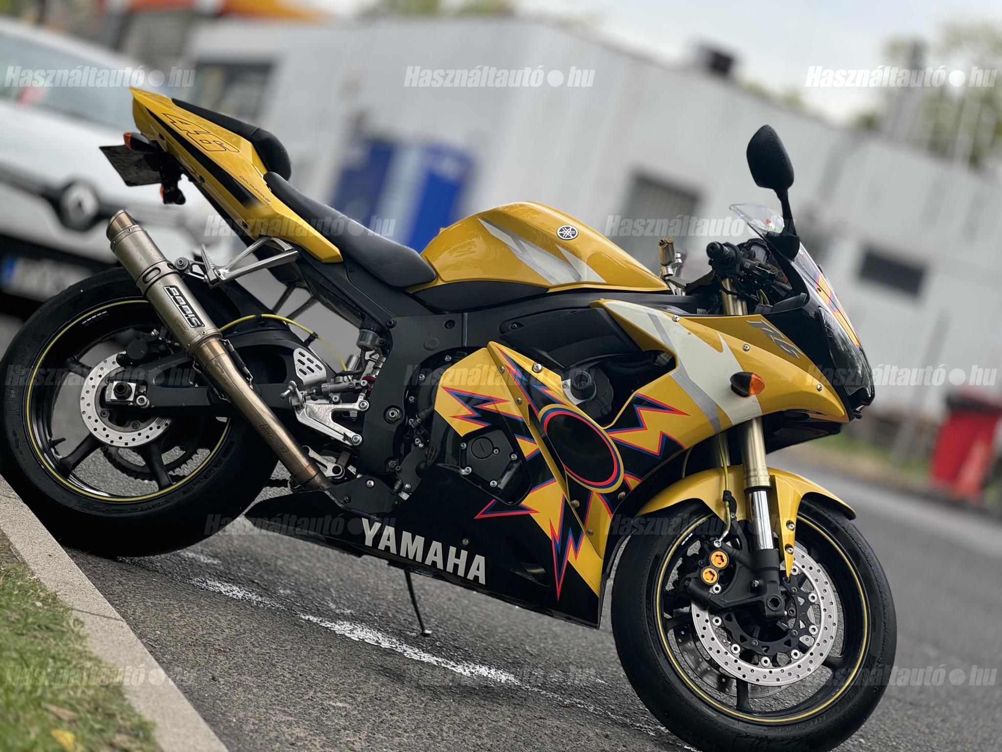 YAMAHA YZF R6 2005 - 1