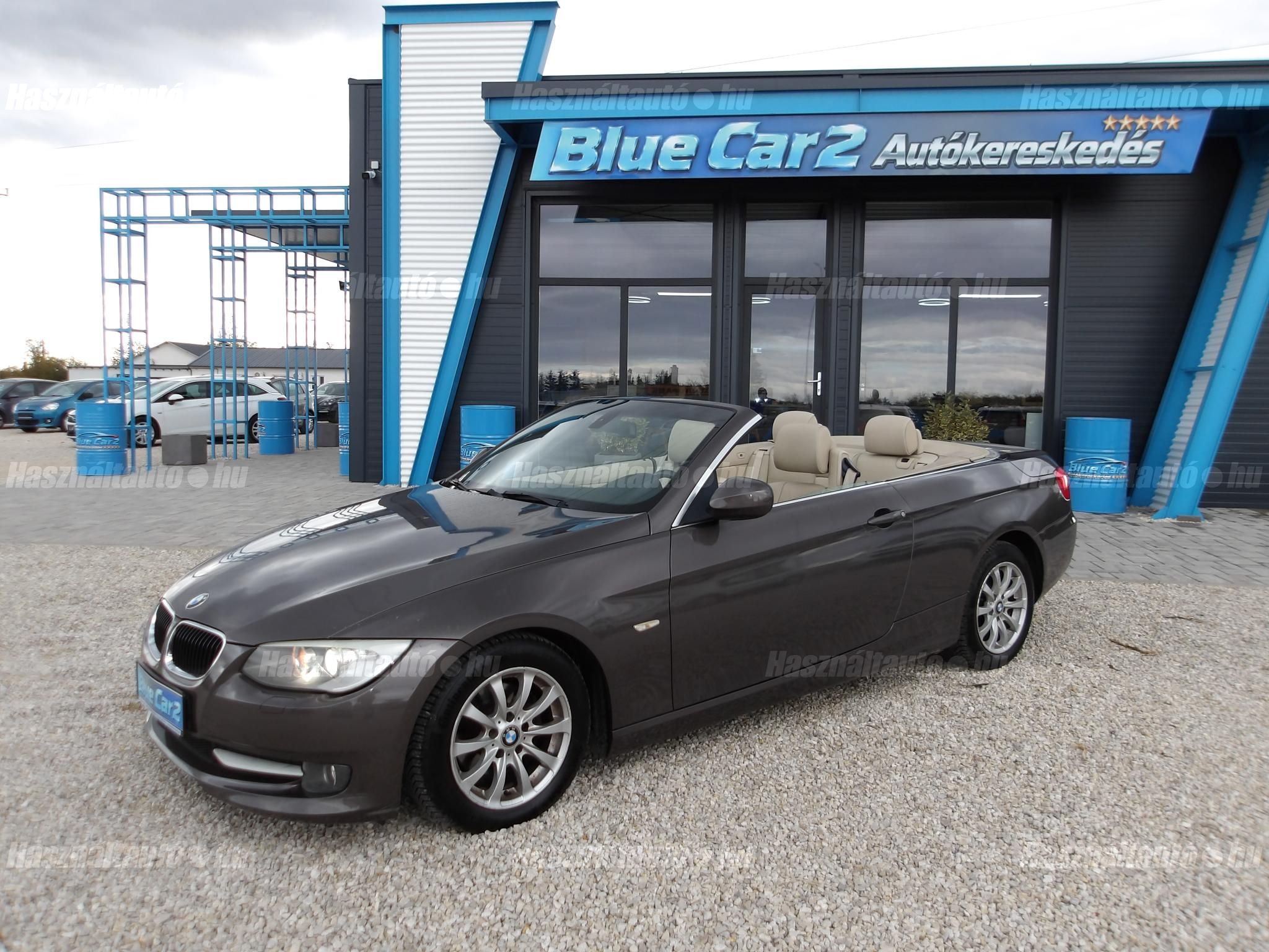 BMW 318 2011/8 - 1