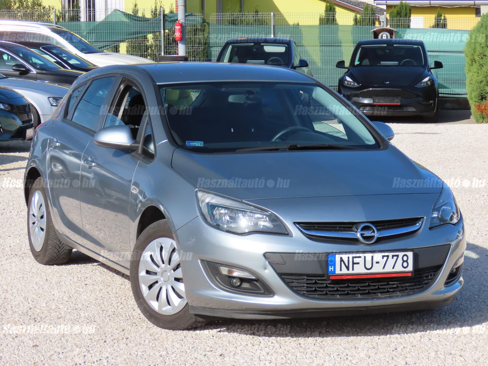 OPEL ASTRA J 2015/7 - 1