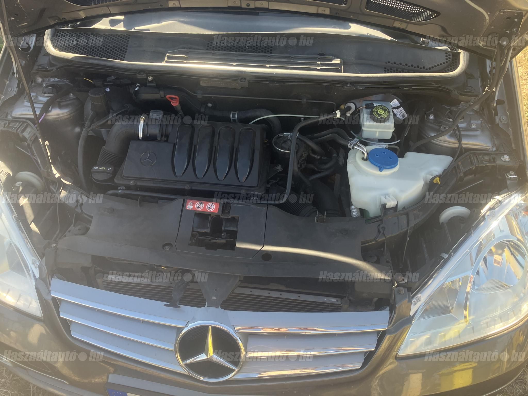 MERCEDES-BENZ A 180 2009 - 1