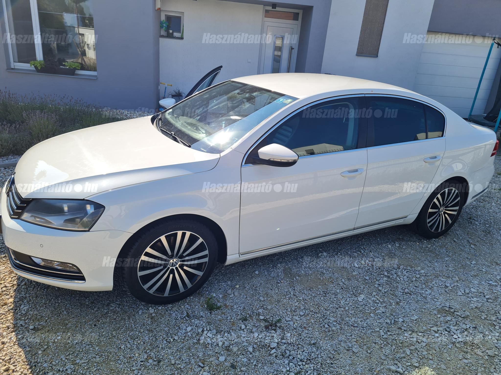 VOLKSWAGEN PASSAT VII 2012 - 1