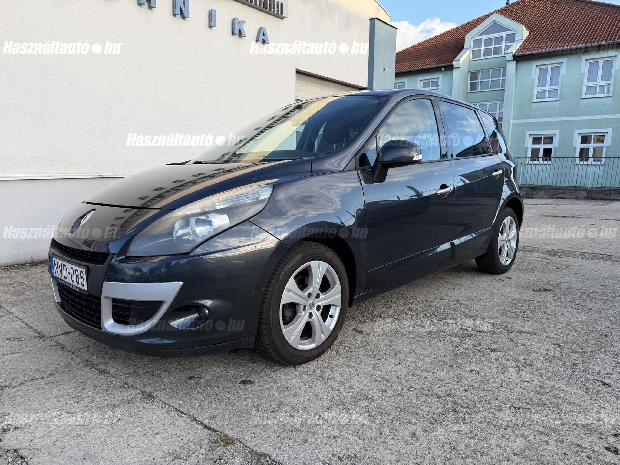 RENAULT SCENIC 2011/10 - 1