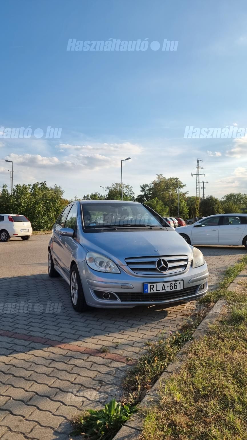 MERCEDES-BENZ B 180 2005/9 - 1