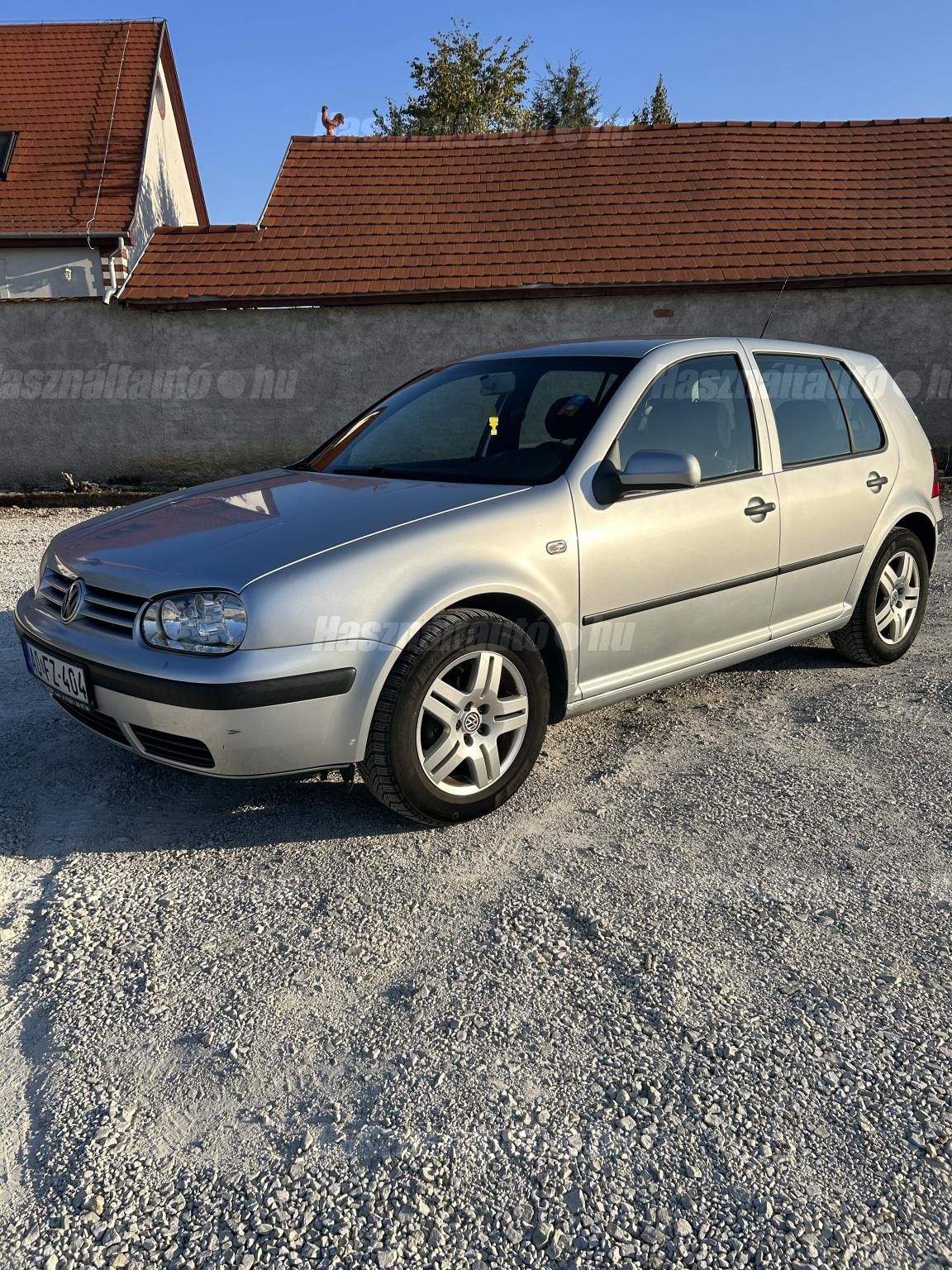 VOLKSWAGEN GOLF IV 2001 - 1