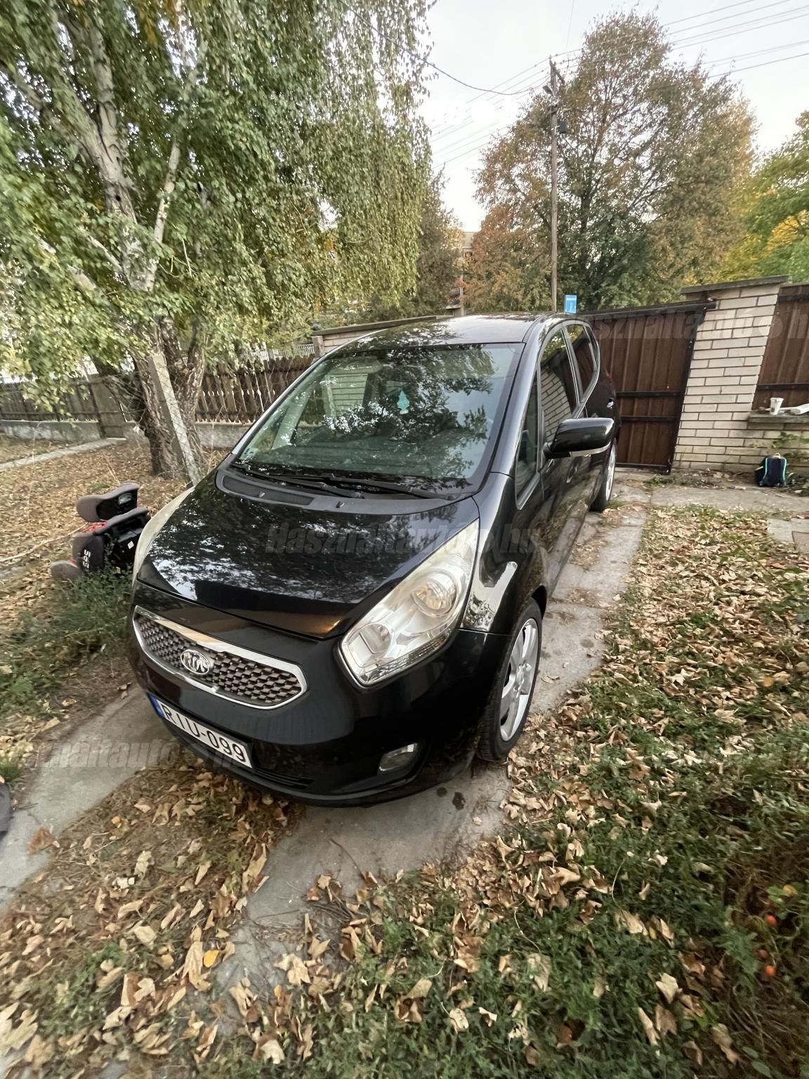 KIA VENGA 2011 - 1