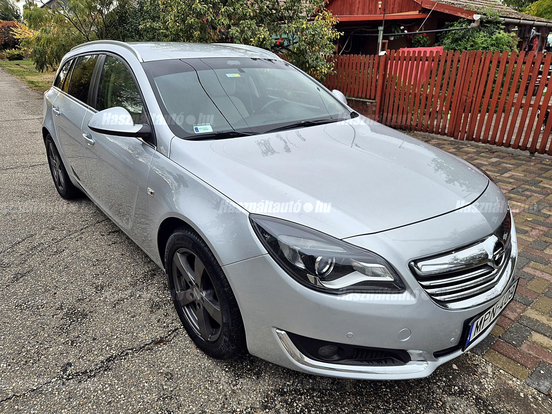 OPEL INSIGNIA 2014/9 - 1