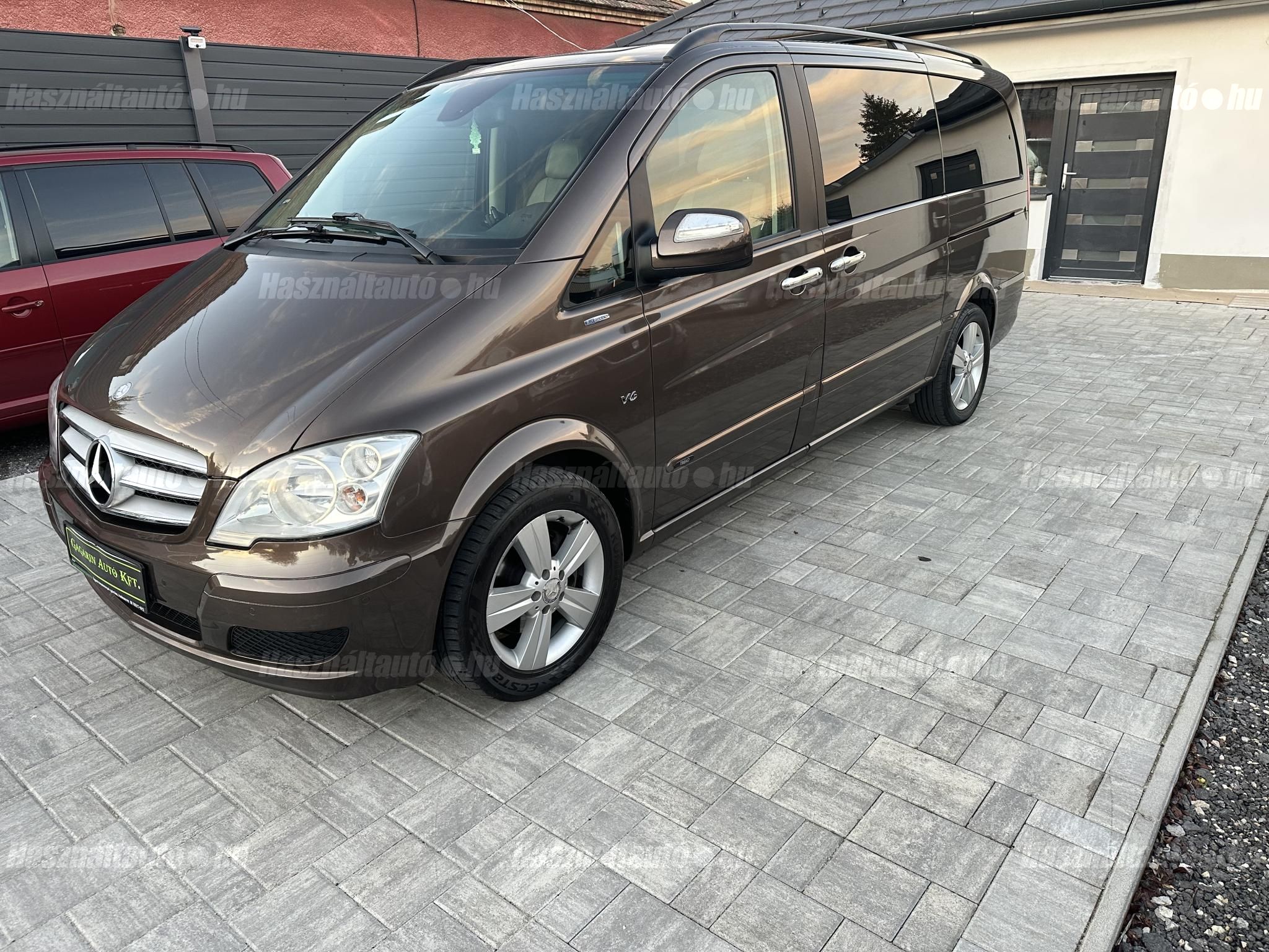 MERCEDES-BENZ VIANO 2011/10 - 1