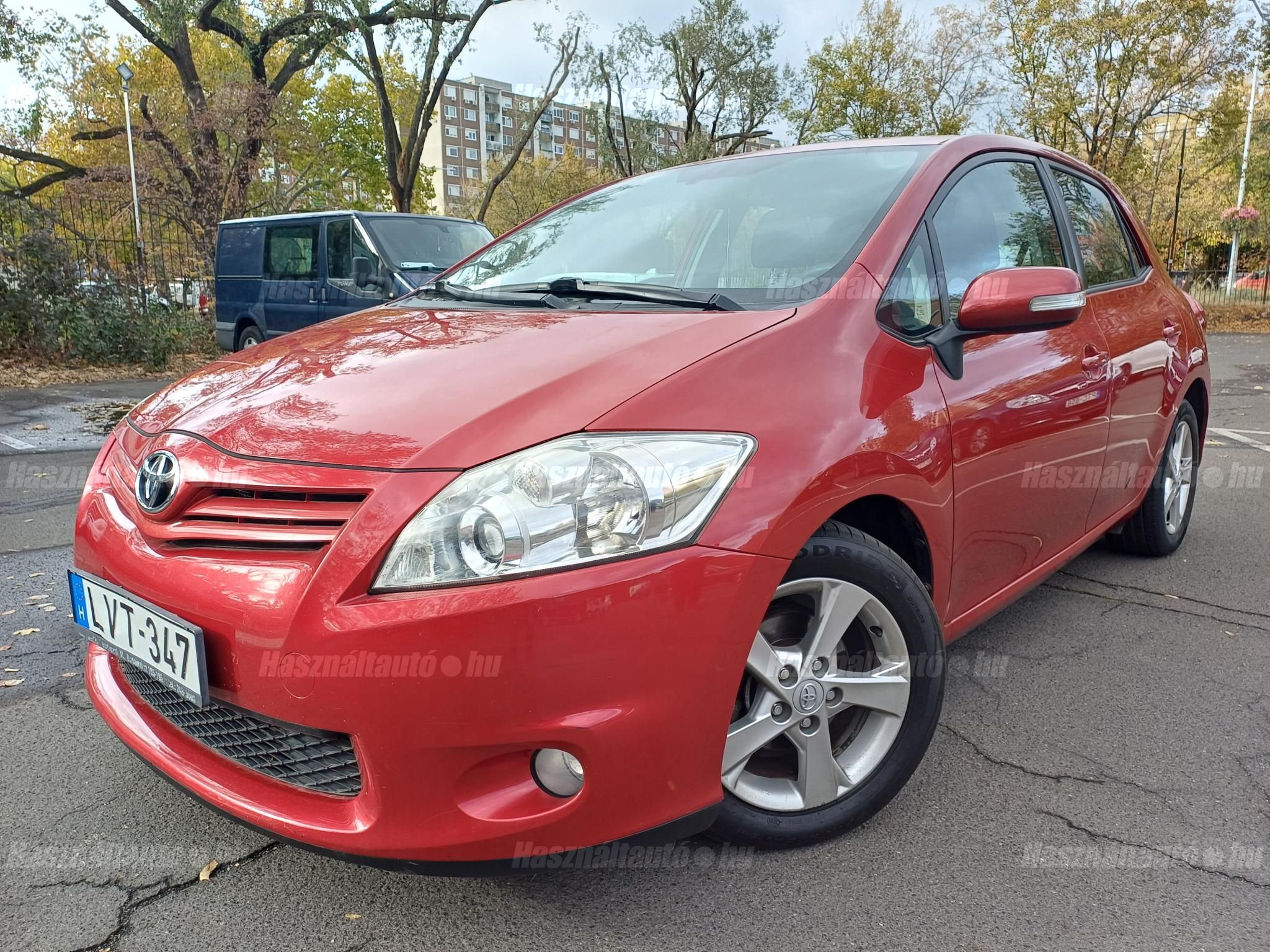 TOYOTA AURIS 2011/4 - 1