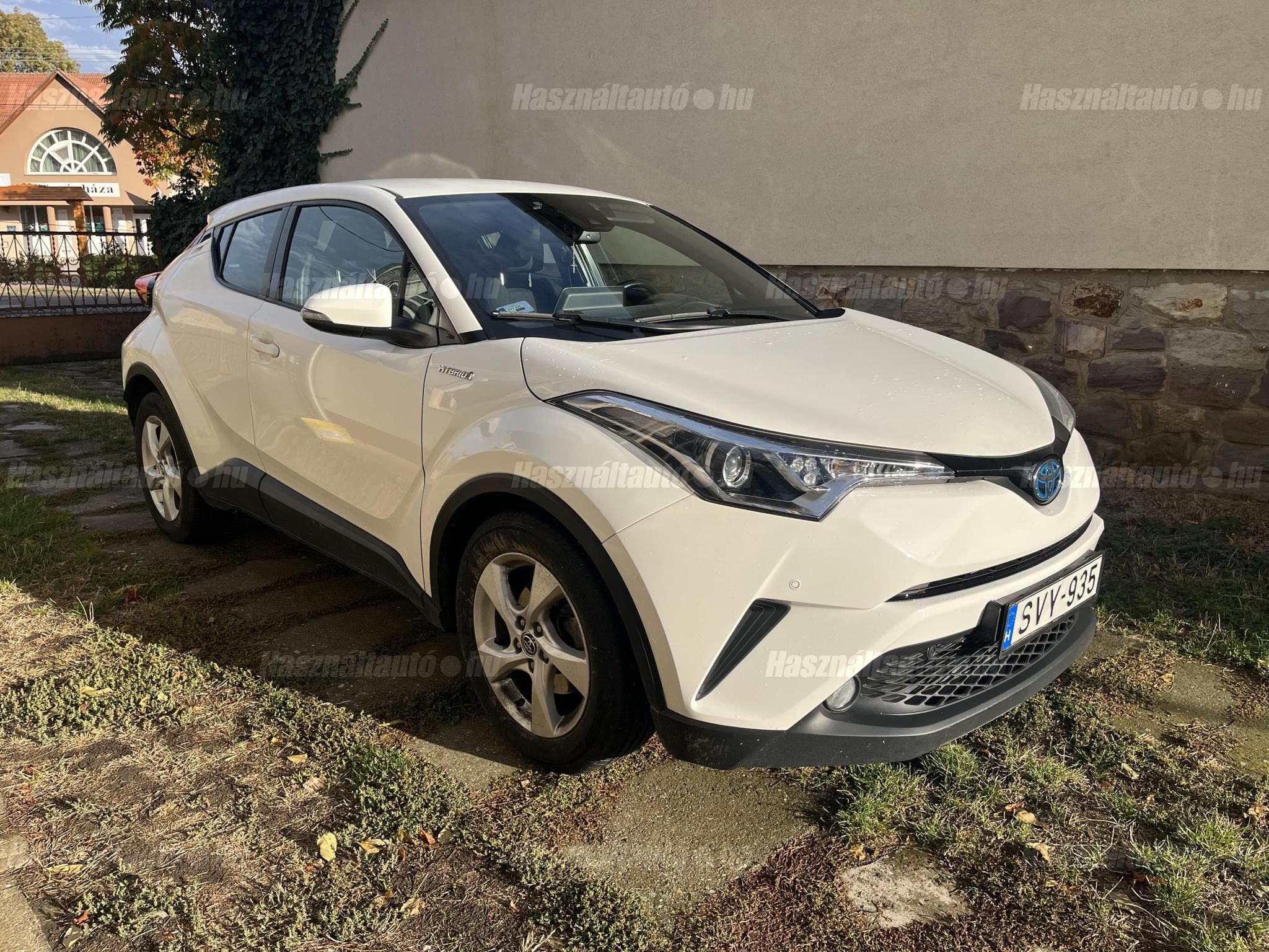 TOYOTA C-HR 2017/11 - 1