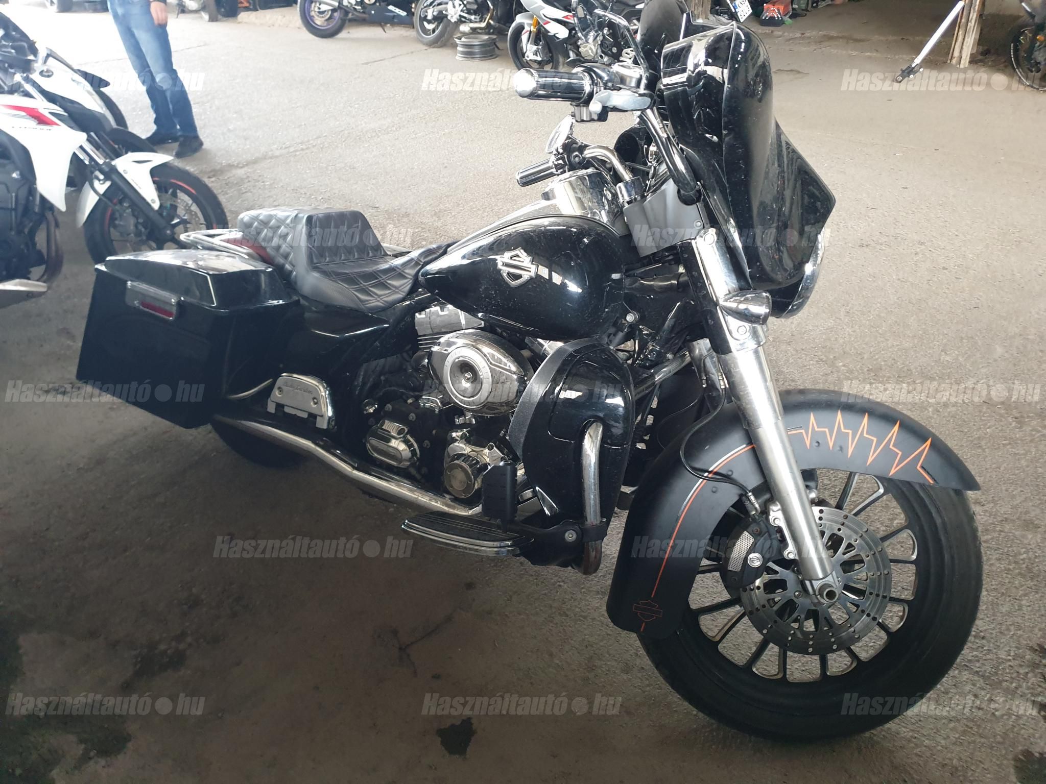 HARLEY-DAVIDSON STREET GLIDE 2008/2 - 1