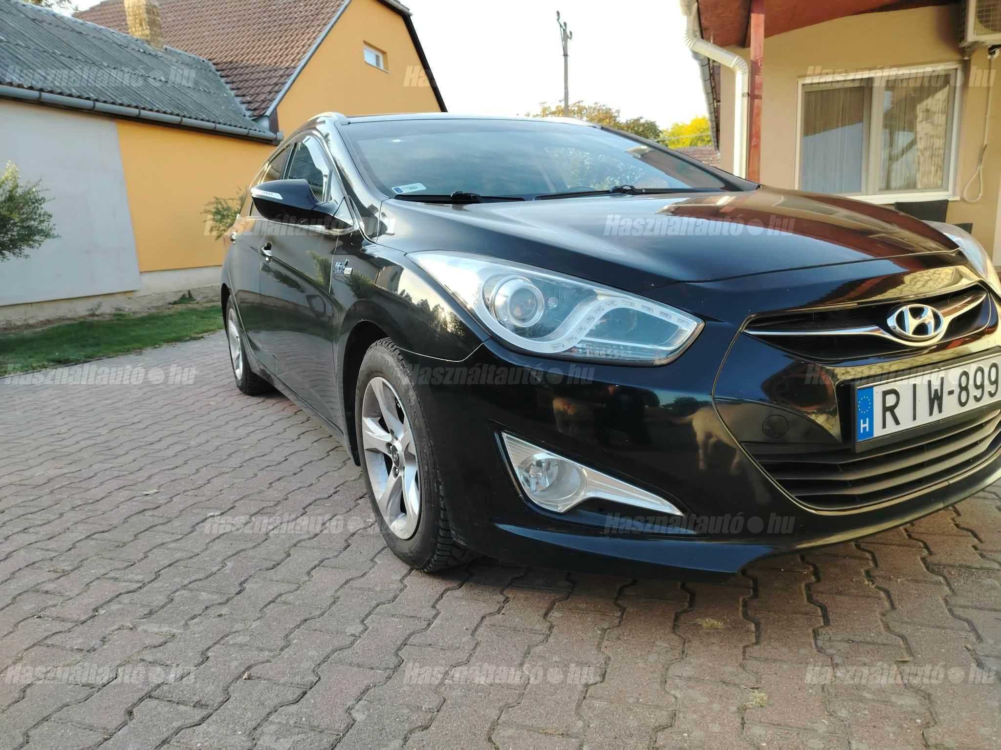 HYUNDAI I40 2014/10 - 1